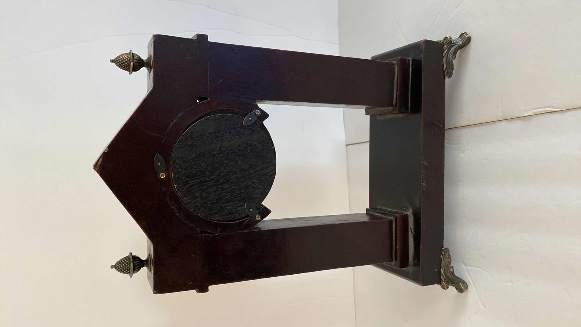 Photo 1 of VINTAGE PARFUM’S de FLEURS SHELF CLOCK