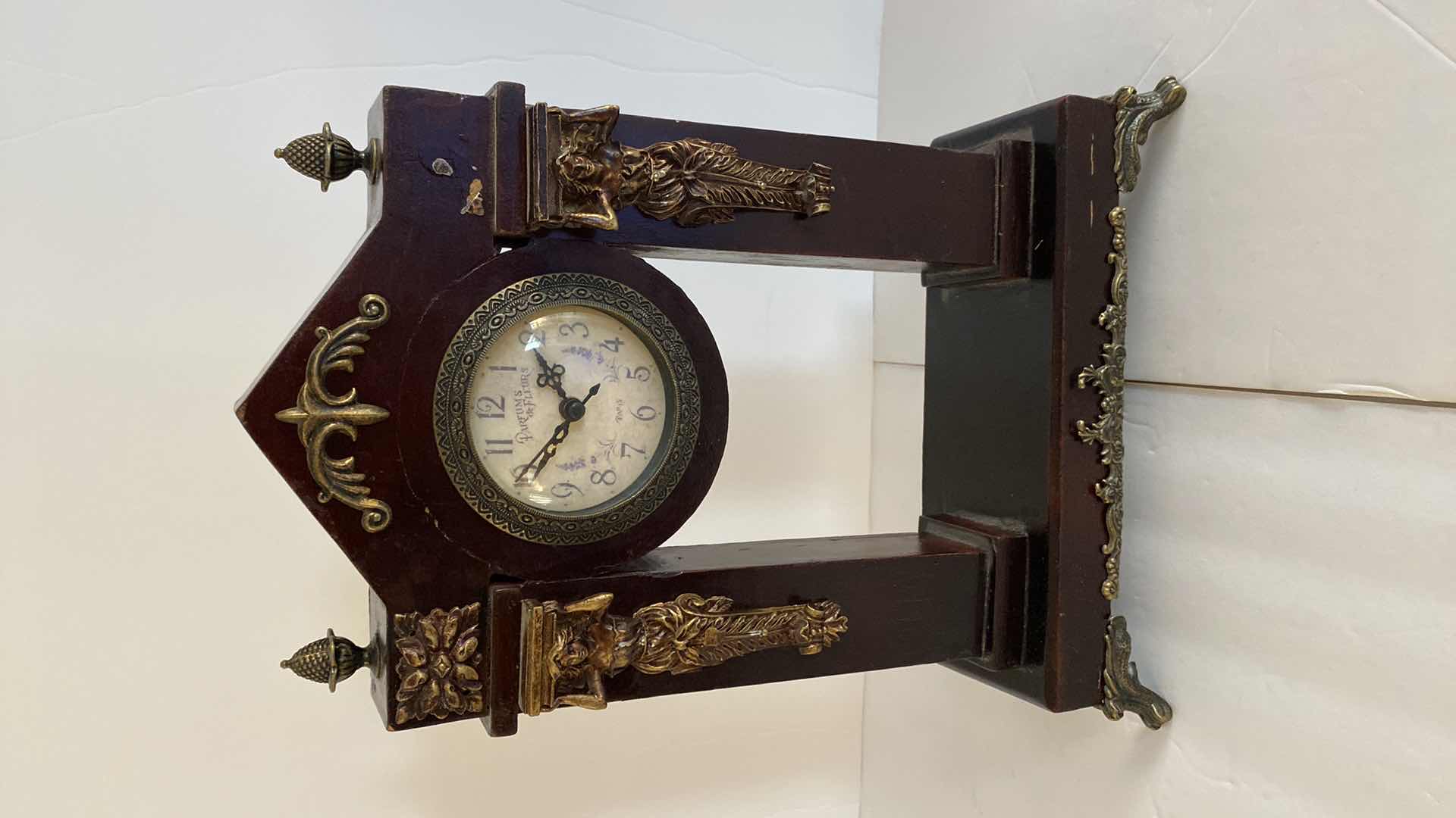 Photo 1 of VINTAGE PARFUM’S de FLEURS SHELF CLOCK