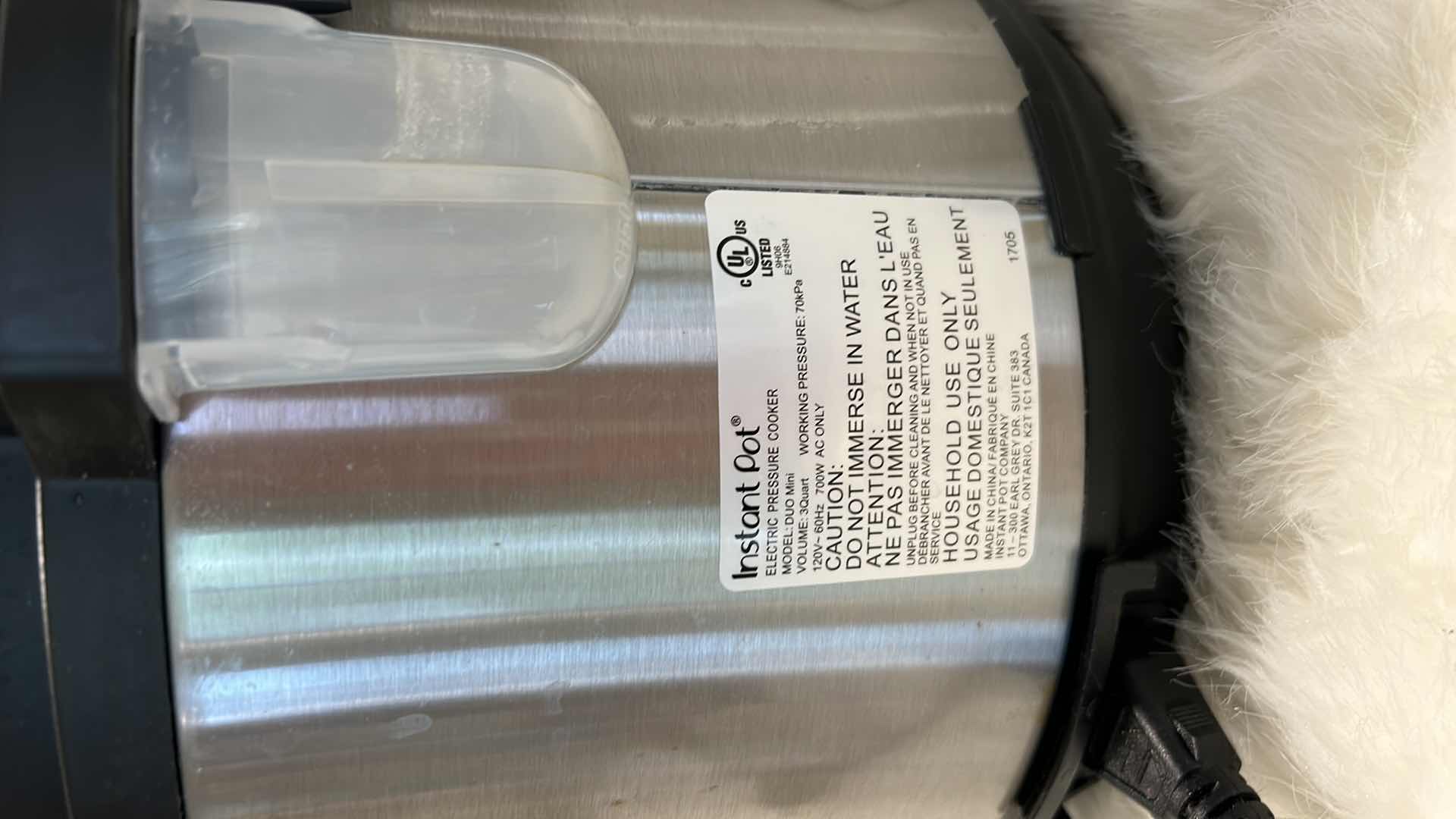 Photo 1 of 3 KITCHEN ACCESSORIES- INSTA POT, COFFEE GRINDER AND COFFEE WARMER