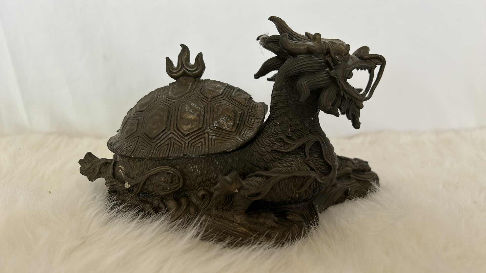 Photo 1 of VINTAGE METAL CHINA PALACE BRONZE FENG SHUI DRAGON WITH TURTLE SHELL LID