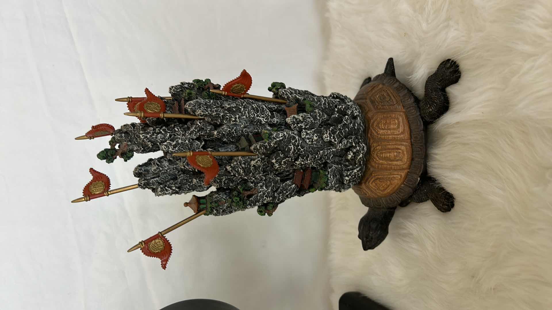 Photo 9 of 4 PC - ASIAN DECOR - VINTAGE DIORAMA 9.5", FOO DOG STATUE AND MORE