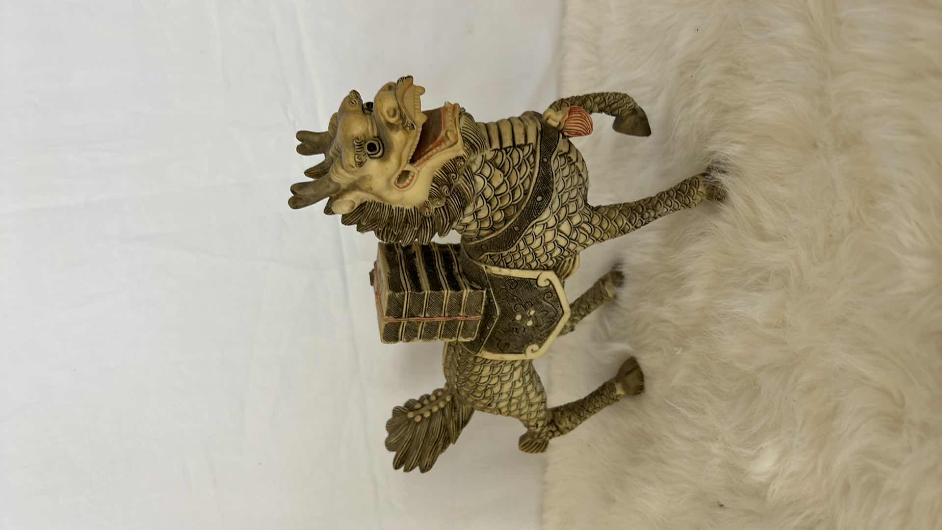 Photo 2 of 4 PC - ASIAN DECOR - VINTAGE DIORAMA 9.5", FOO DOG STATUE AND MORE