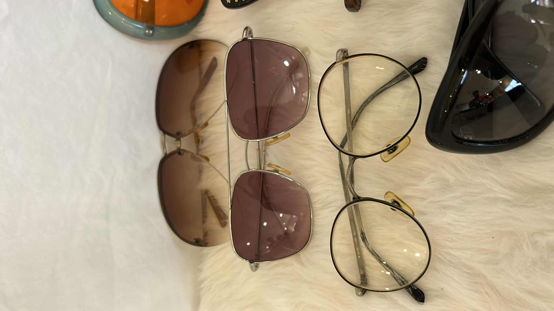 Photo 1 of EYEGLASS AND SUNGLASS ASSORTMENT