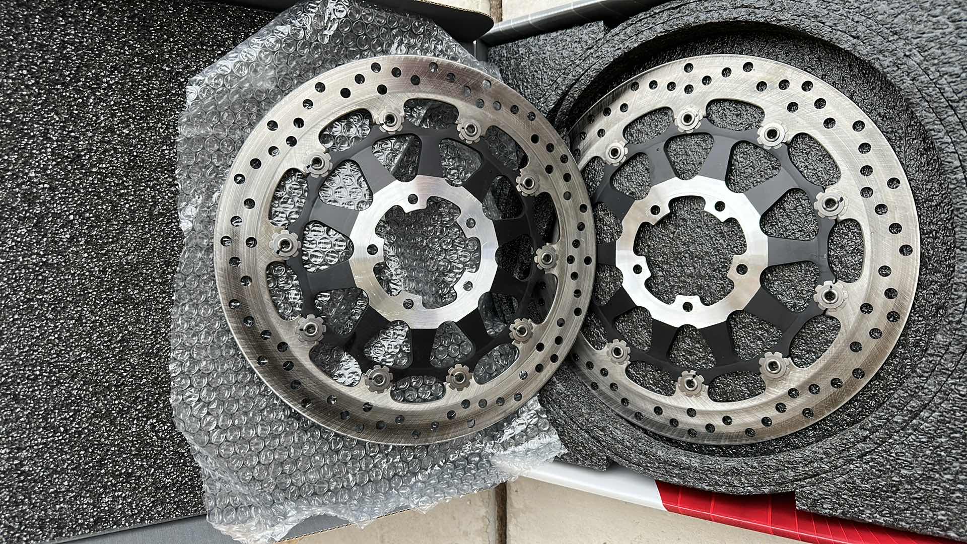 Photo 1 of DUCATI 2023FACTORY DISCS MONSTER 937