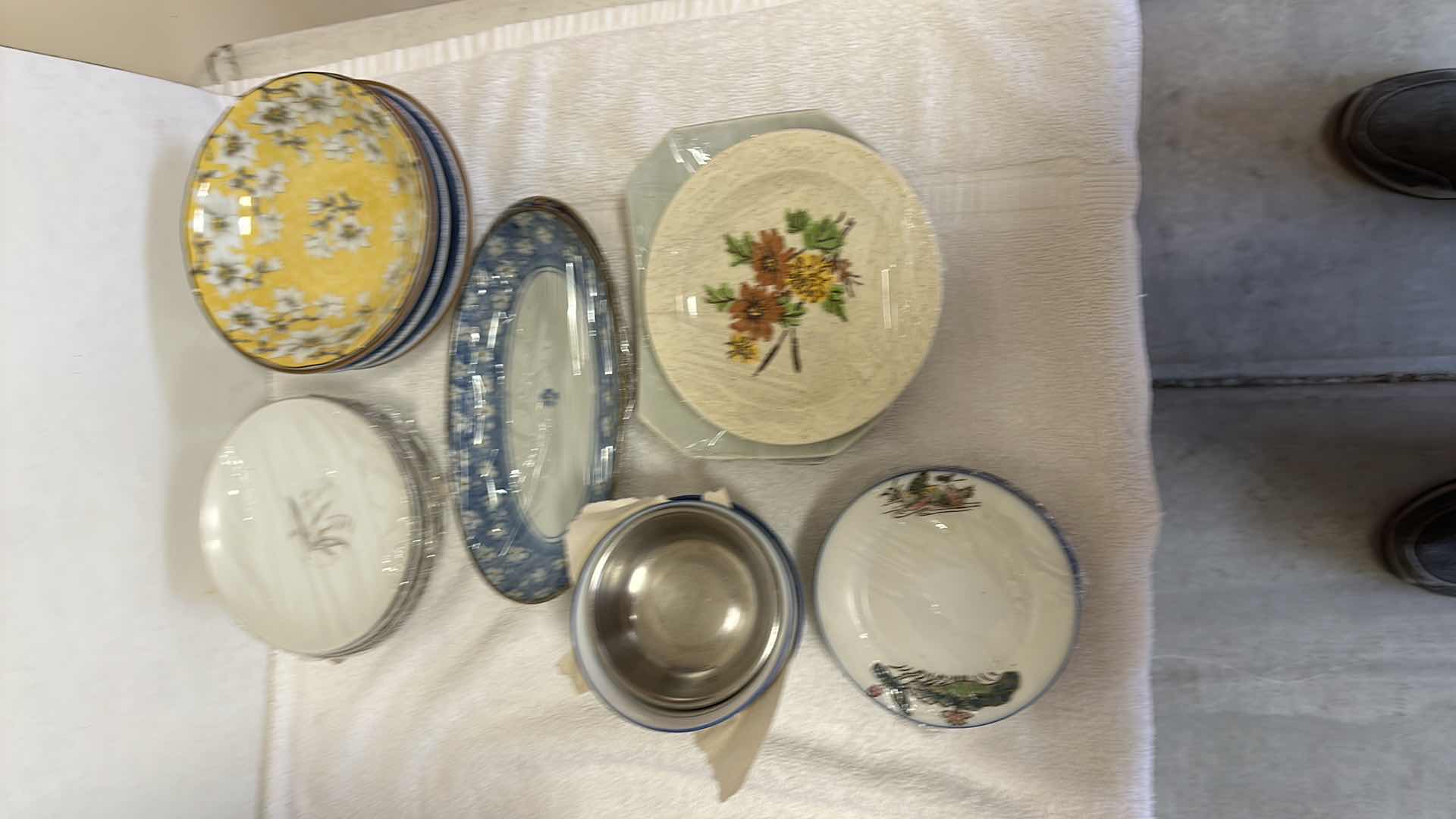 Photo 1 of BOX OF ASSORTED DISHES