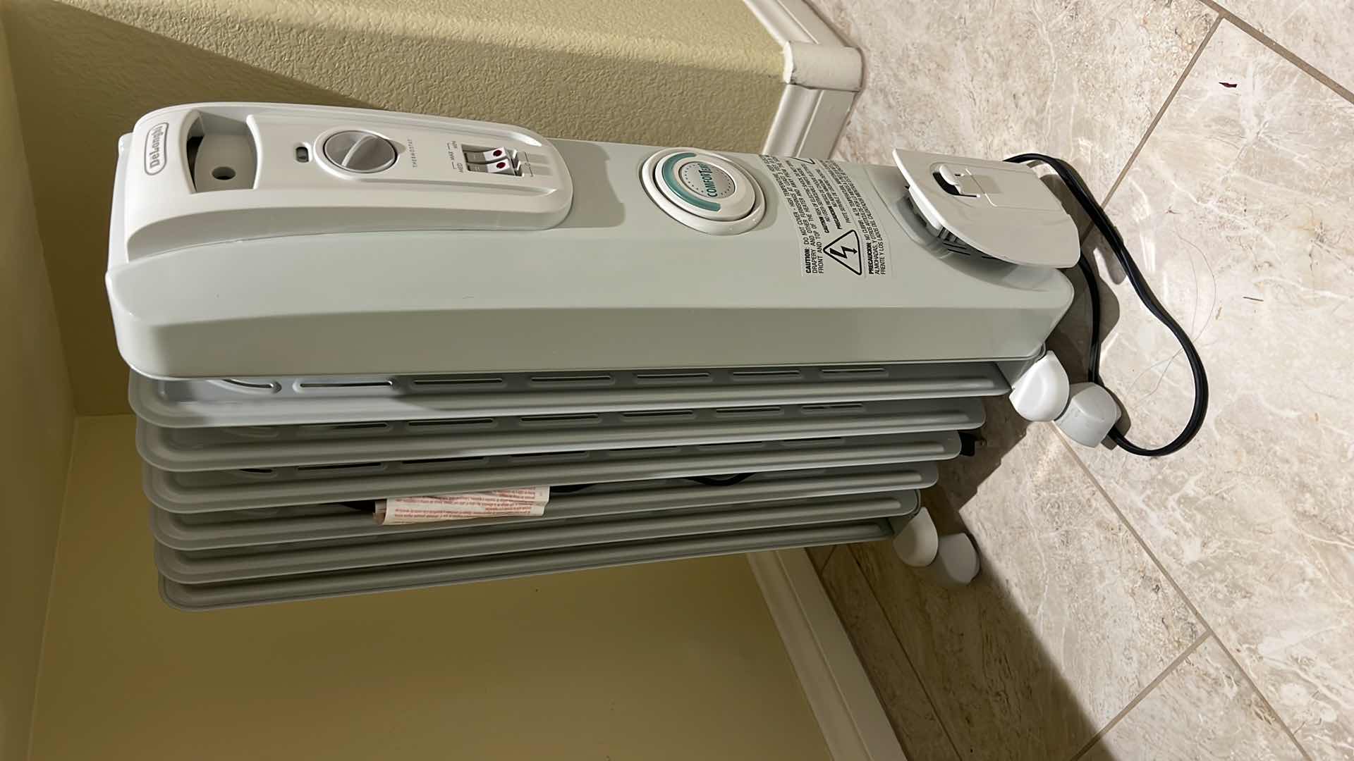 Photo 1 of DELONGHI OIL-FILLED RADIATOR SPACE HEATER-QUIET