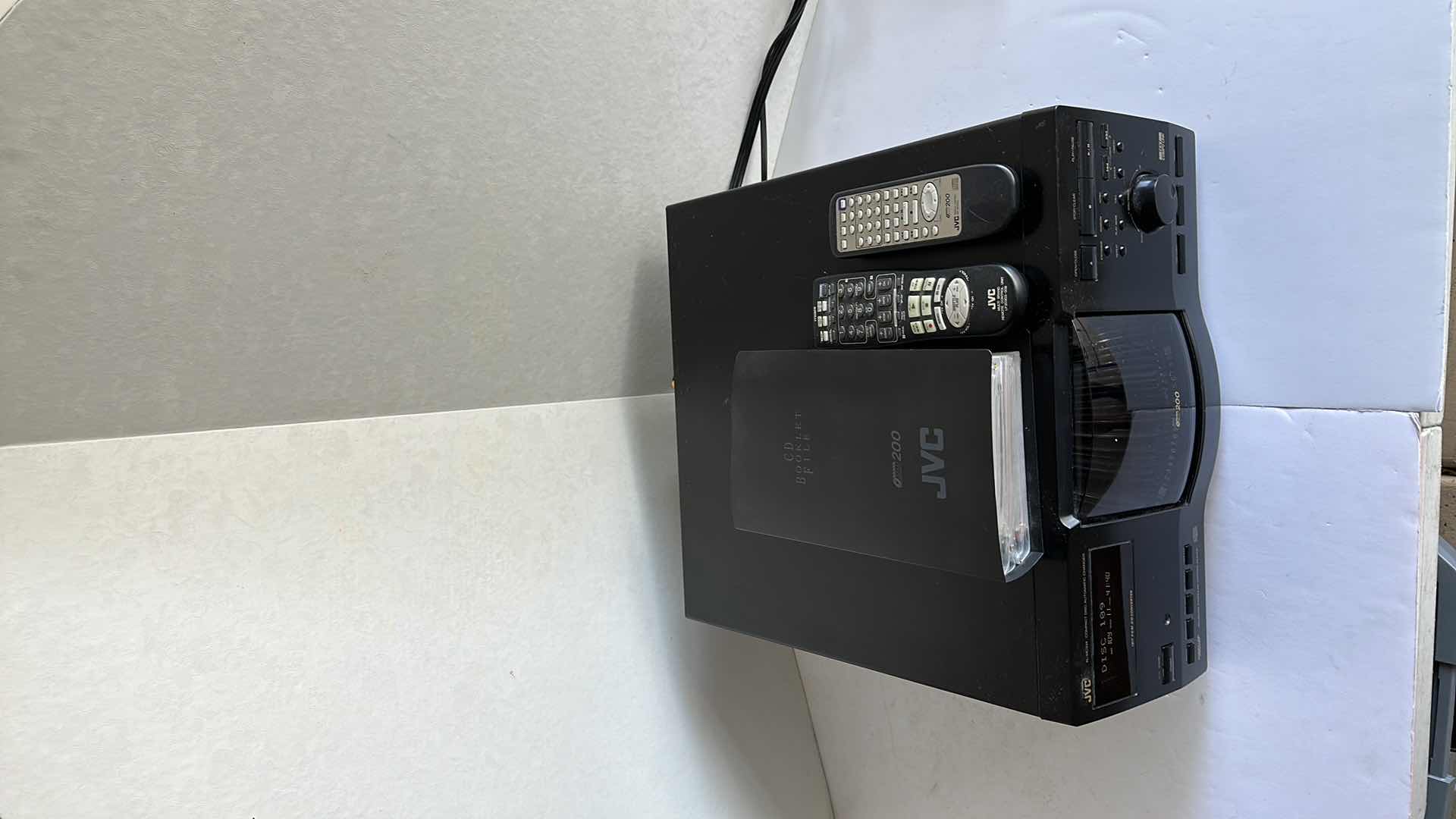 Photo 1 of JVC XL-MC334  COMPACT DISC AUTO CHANGER,LOADED WITH CD’S WITH REMOTES