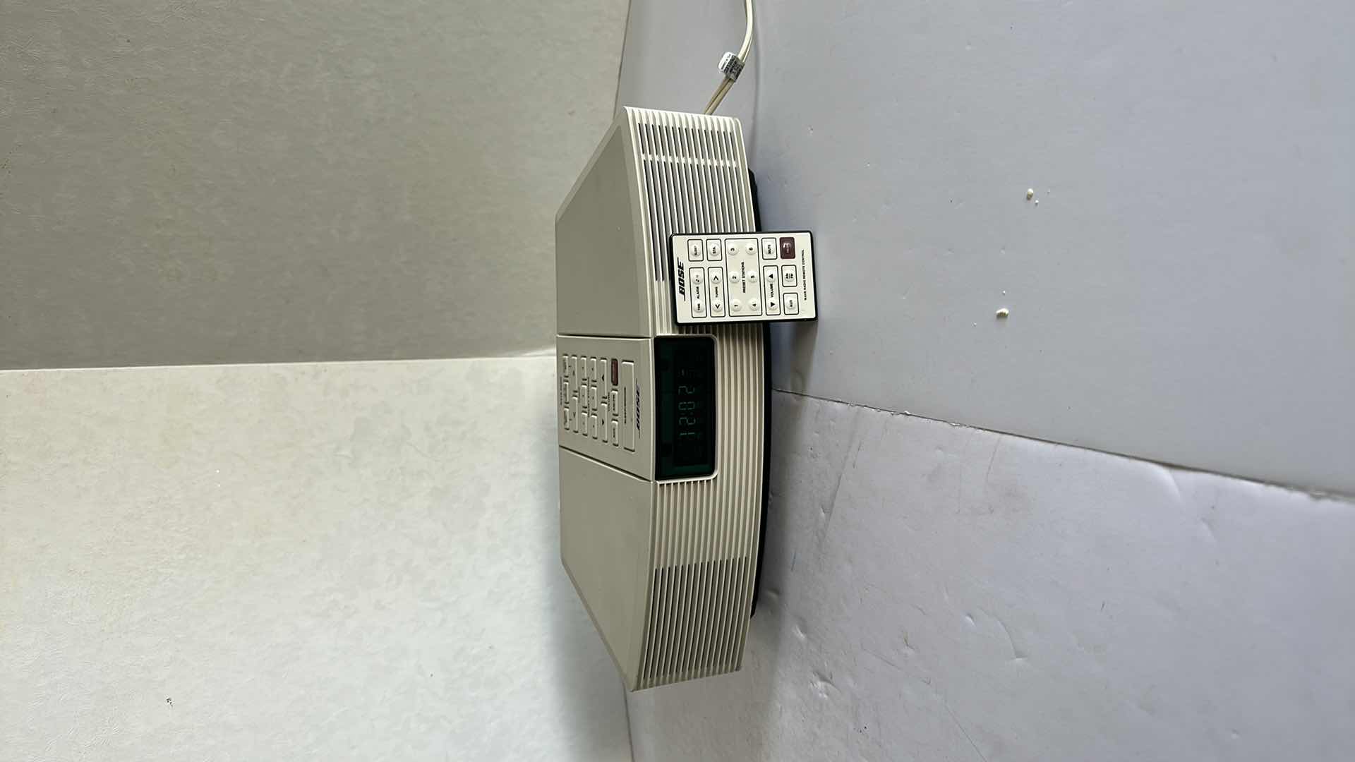 Photo 3 of BOSE RADIO WITH REMOTE
