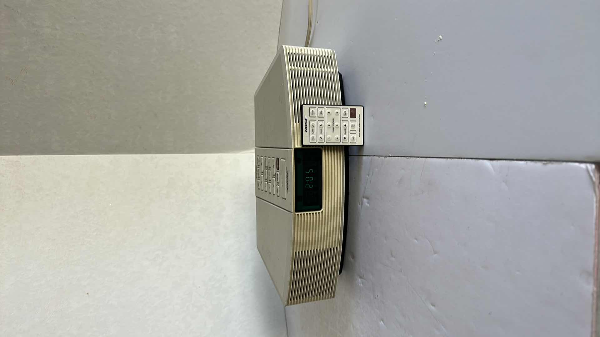 Photo 1 of BOSE RADIO WITH REMOTE
