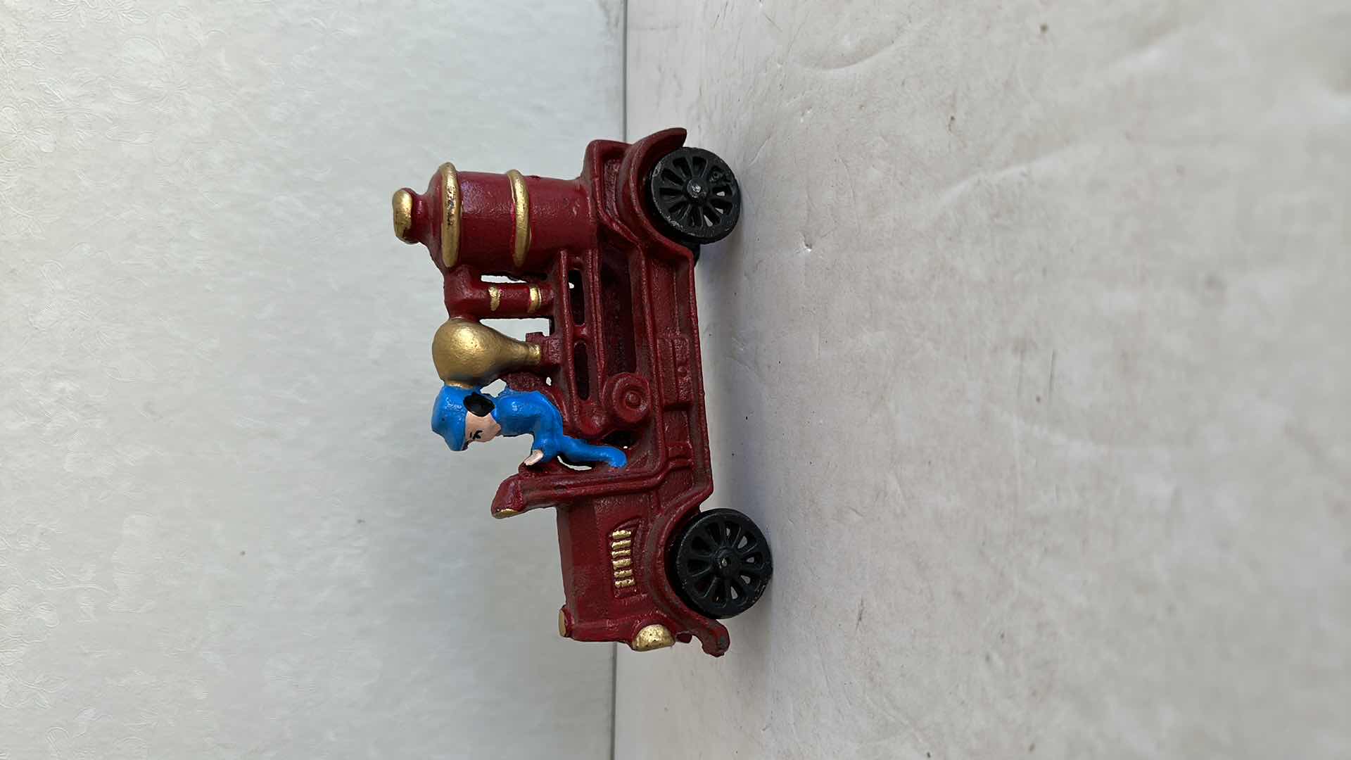 Photo 1 of CAST IRON FIRE ENGINE 7”