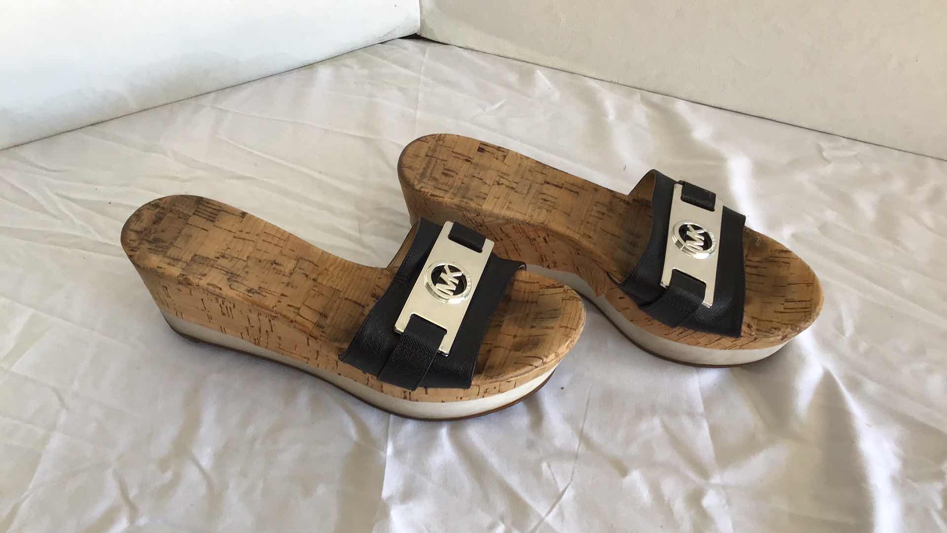 Photo 1 of MICHAEL KORS WARREN PLATFORM WOMENS 8M SHOES