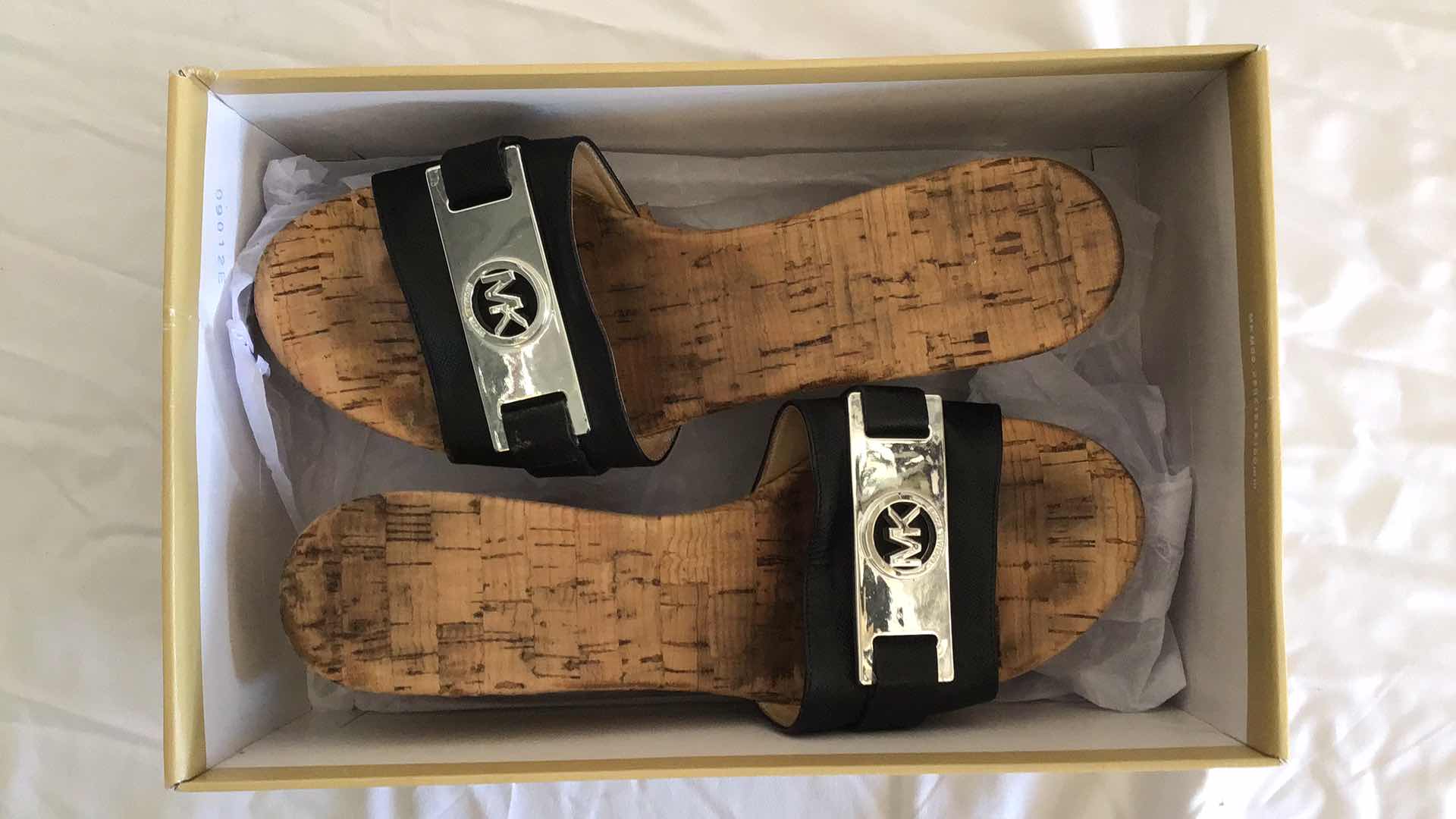 Photo 1 of MICHAEL KORS WARREN PLATFORM WOMENS 8M SHOES