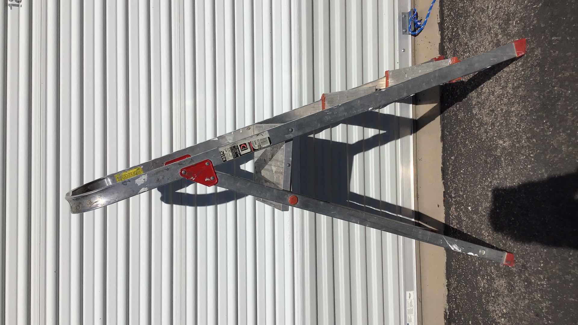 Photo 1 of DAVIDSON METAL 3 STEP LADDER 566-03