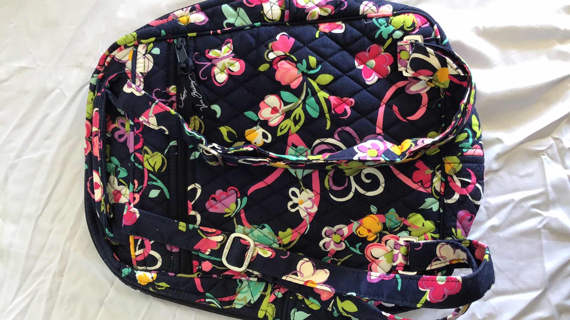 Photo 1 of ASSORTMENT WOMENS BAGS AND FLIPFLOPS (TOMMY HILFIGER SZ 7, MOSSY OAK SZ Y, VERA BRADLEY BACKPACK)