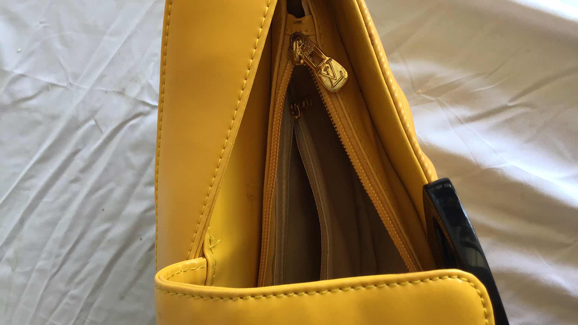 Photo 1 of FAUX LOUIS VUITTON LABEL TASSIRI YELLOW LEATHER HANDBAG-(NOT AUTHENTIC)