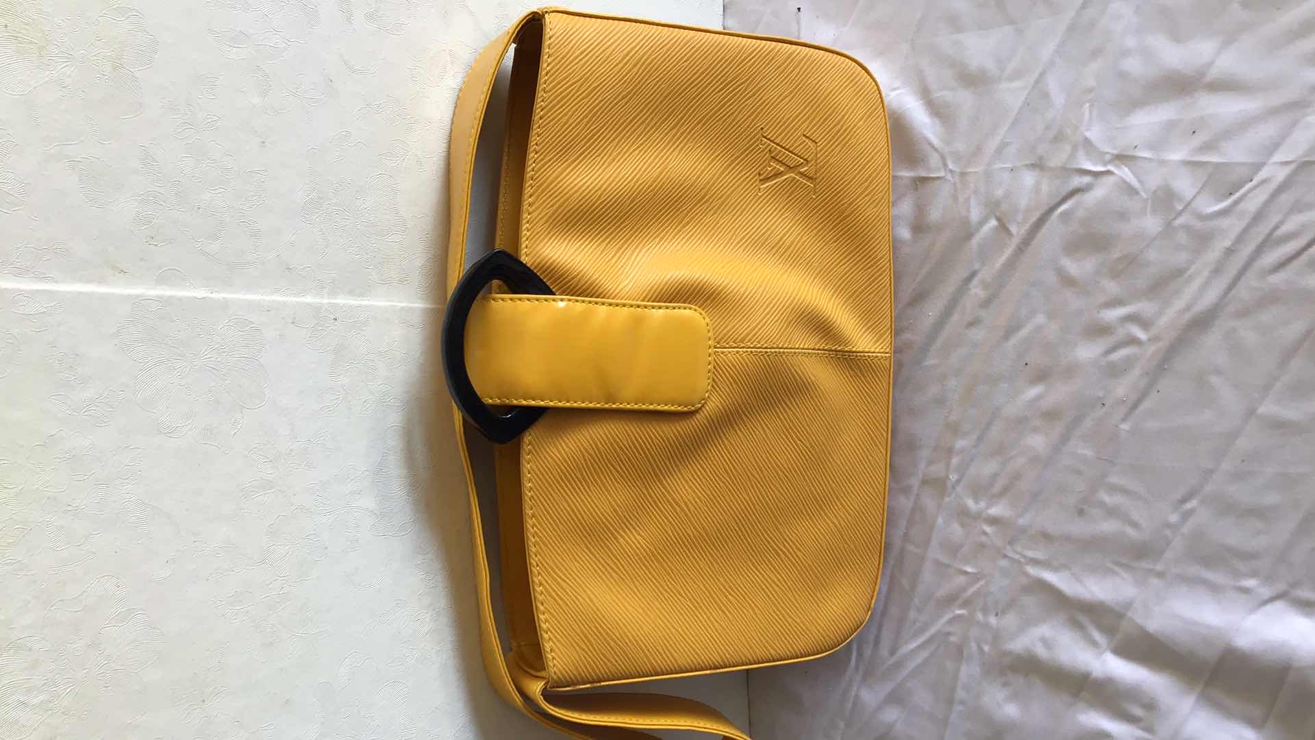 Photo 1 of FAUX LOUIS VUITTON LABEL TASSIRI YELLOW LEATHER HANDBAG-(NOT AUTHENTIC)