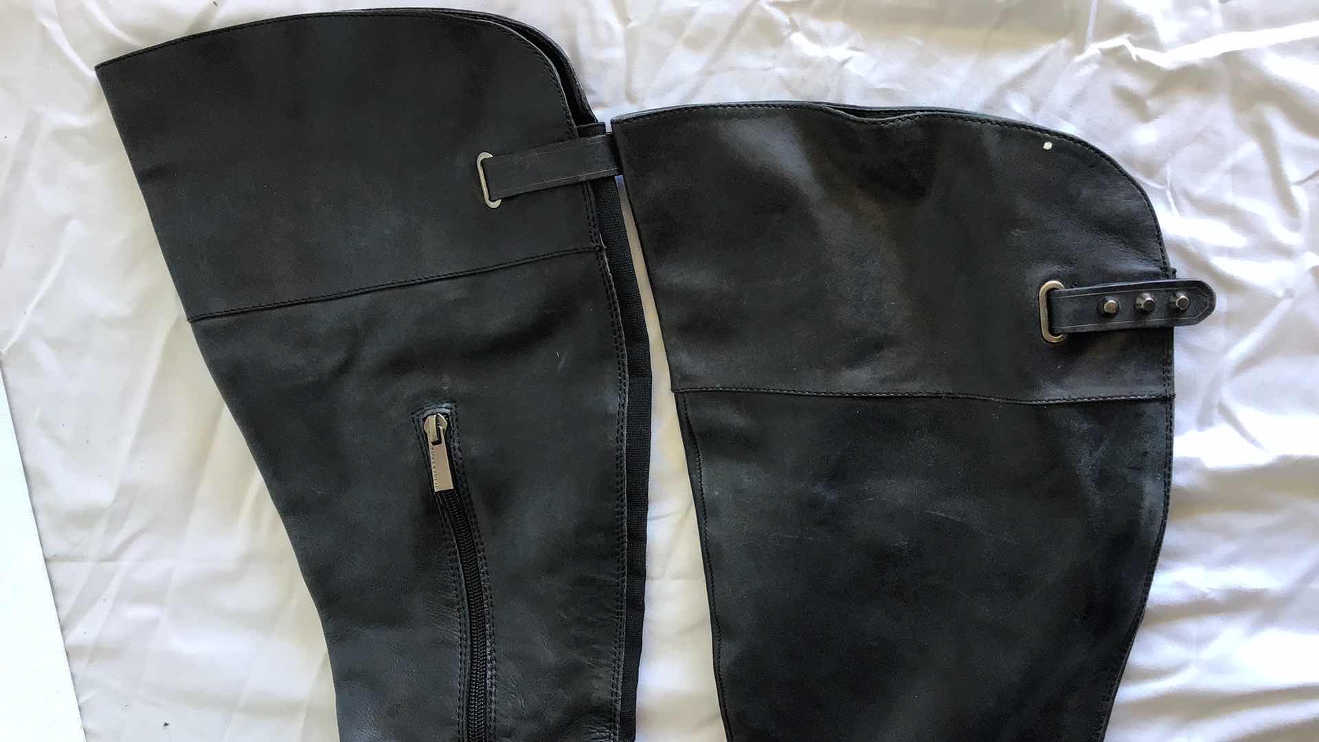 Photo 1 of VINCE CAMUTO WOMENS SIZE 8M LEATHER STUDDED BOOTS