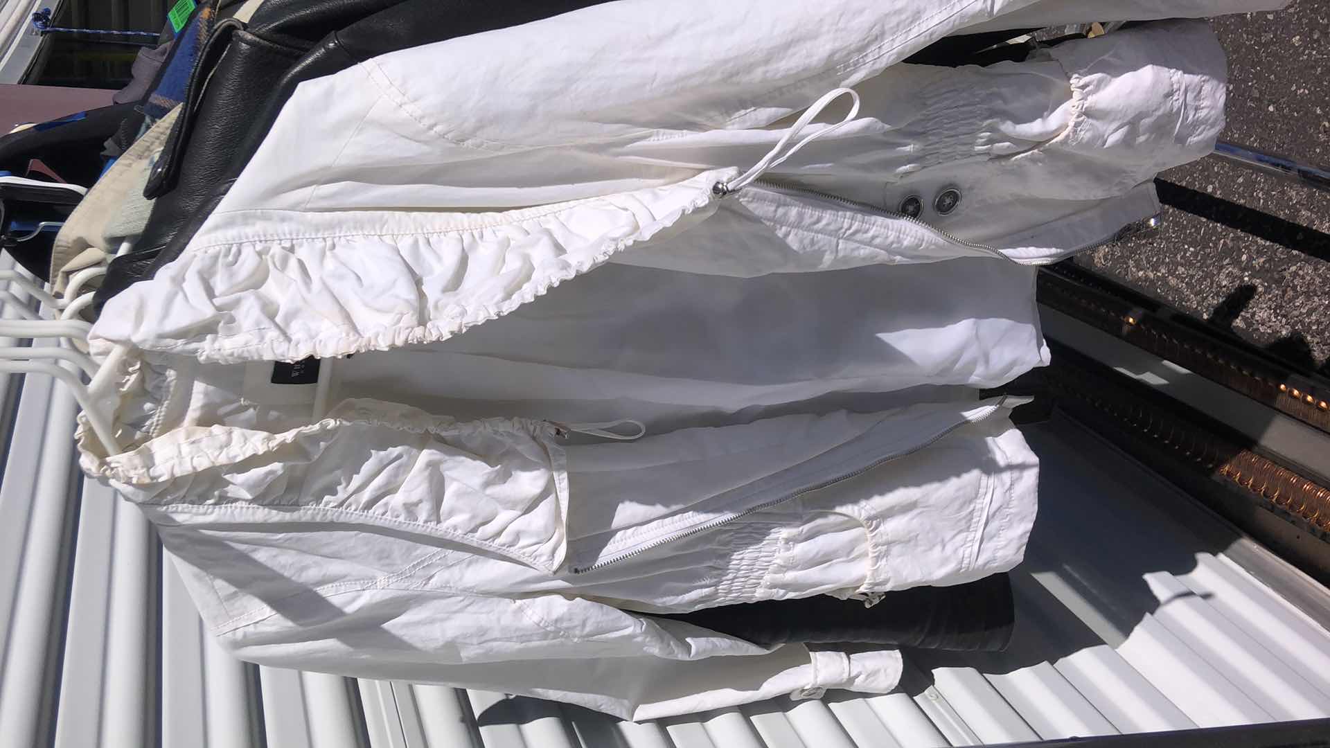 Photo 5 of ASSORTMENT OF WOMENS MEDIUM AND LARGE JACKETS *NICE BONUS LEATHER JACKET