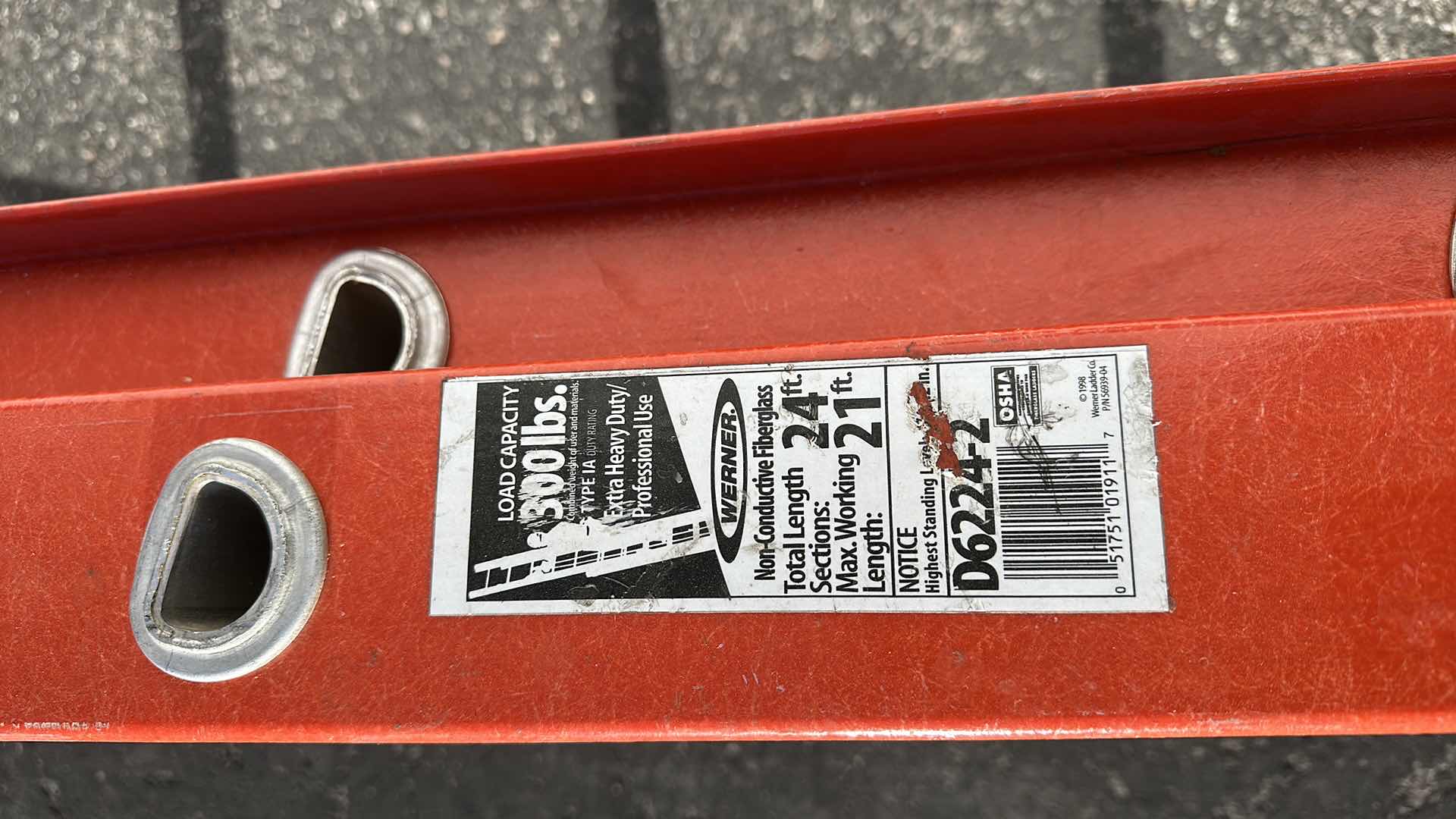 Photo 1 of WERNER EXTENSION LADDER 24FOOT HEAVY DUTY