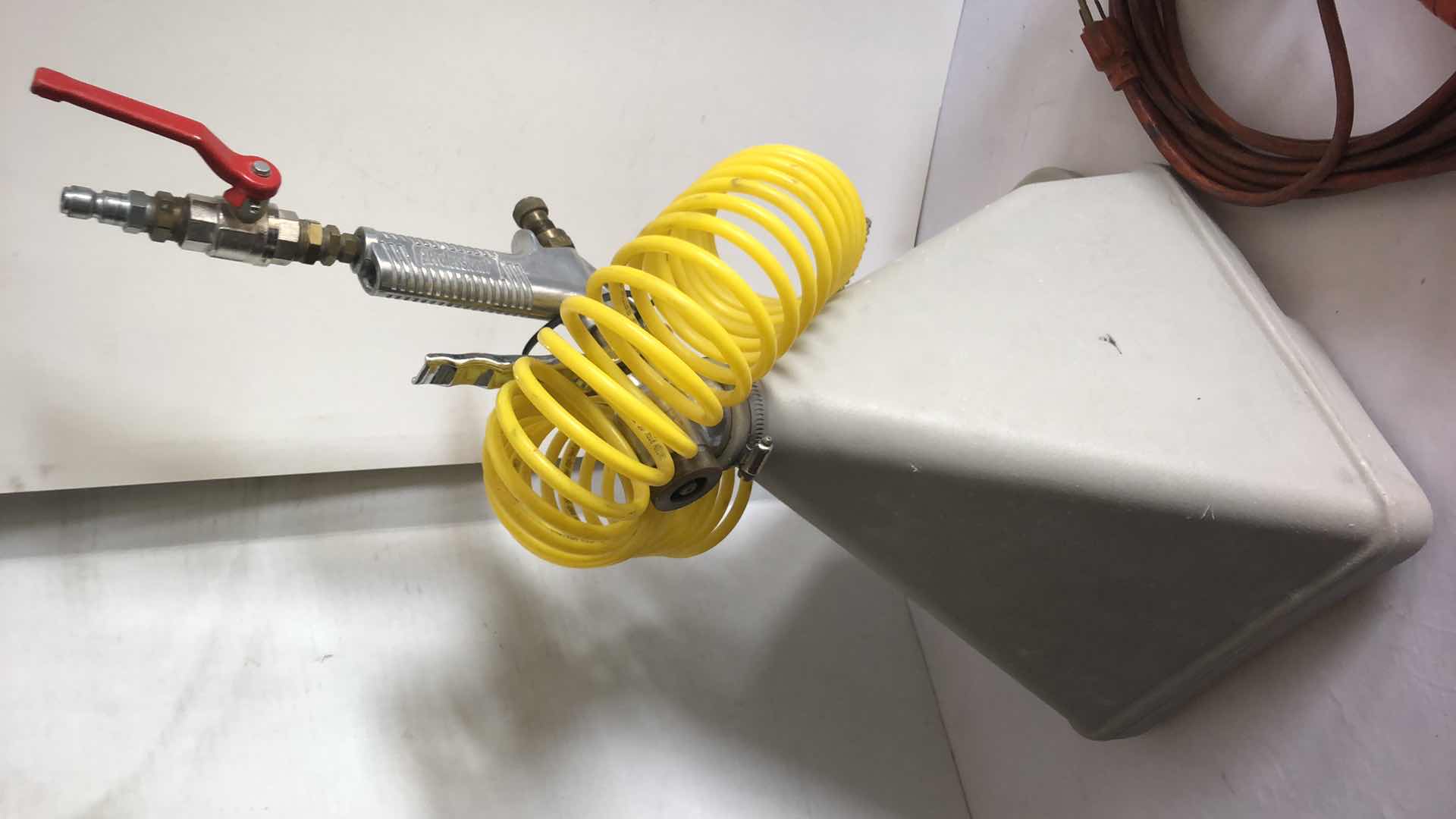 Photo 1 of INDUSTRIAL HOPPER FOR PAINT SPRAYER AND WORKSHOP LIGHT W EXTENSION CABLE