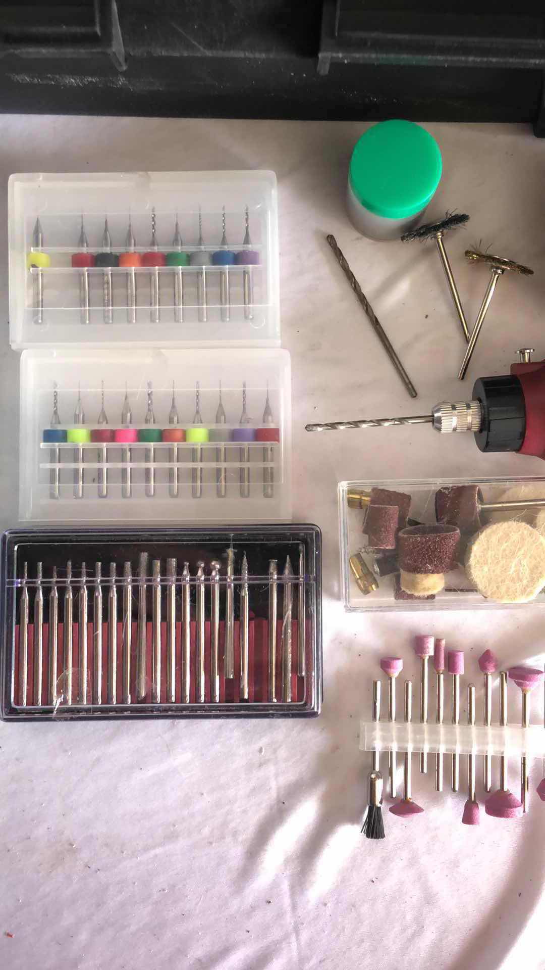 Photo 4 of CHICAGO ELECTRIC 80PC ROTARY TOOL SET W TOOL BOX AND 3 PAIR WELDING/WORKSHOP GLOVES