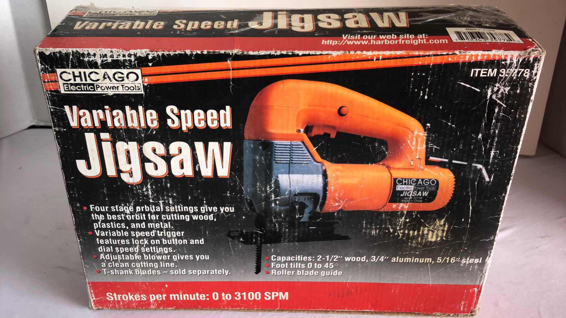 Photo 1 of CHICAGO ELECTRIC VARIABLE SPEED JIGSAW 35778