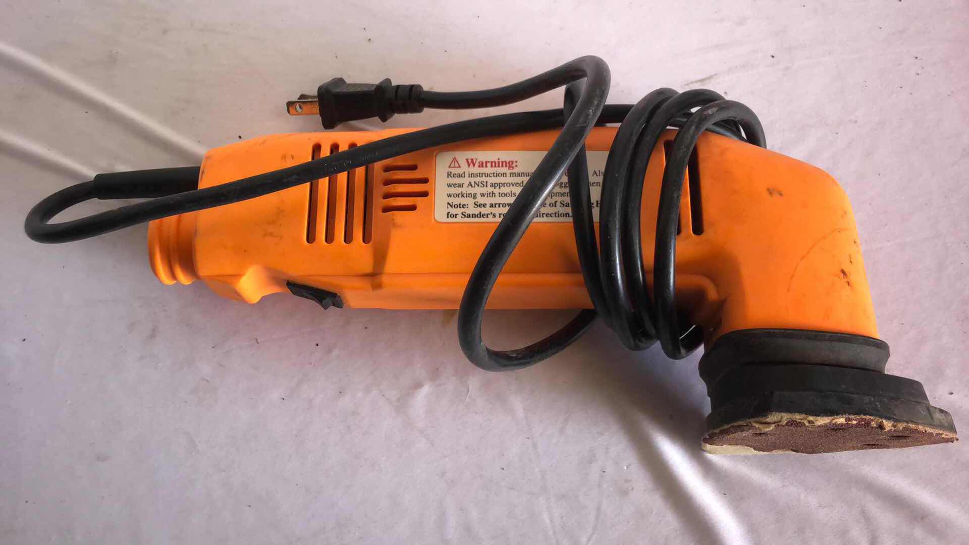 Photo 1 of CHICAGO ELECTRIC TRIANGLE DETAIL SANDER