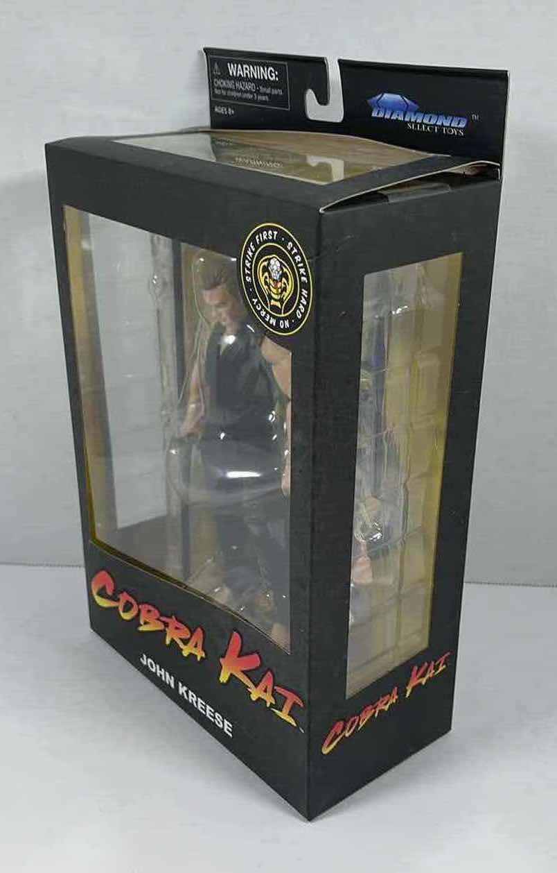 Photo 4 of NEW DIAMOND SELECT TOYS COBRA KAI KARATE SERIES 1 JOHN KREESE