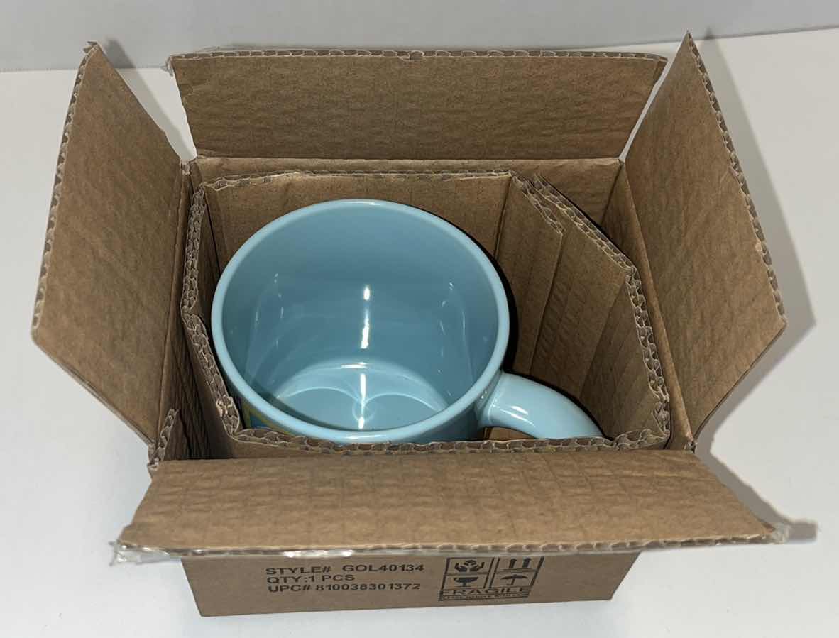 Photo 1 of NEW GOLDEN GIRLS RETRO SQUARES 20 OZ CERAMIC MUG