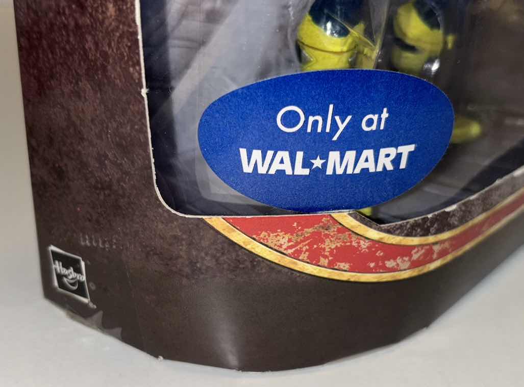 Photo 5 of NEW HASBRO MARVEL LEGENDS ACTION FIGURES & ACCESSORIES 2-PACK, “CABLE” & “MARVEL GIRL”  (WALMART EXCLUSIVE)