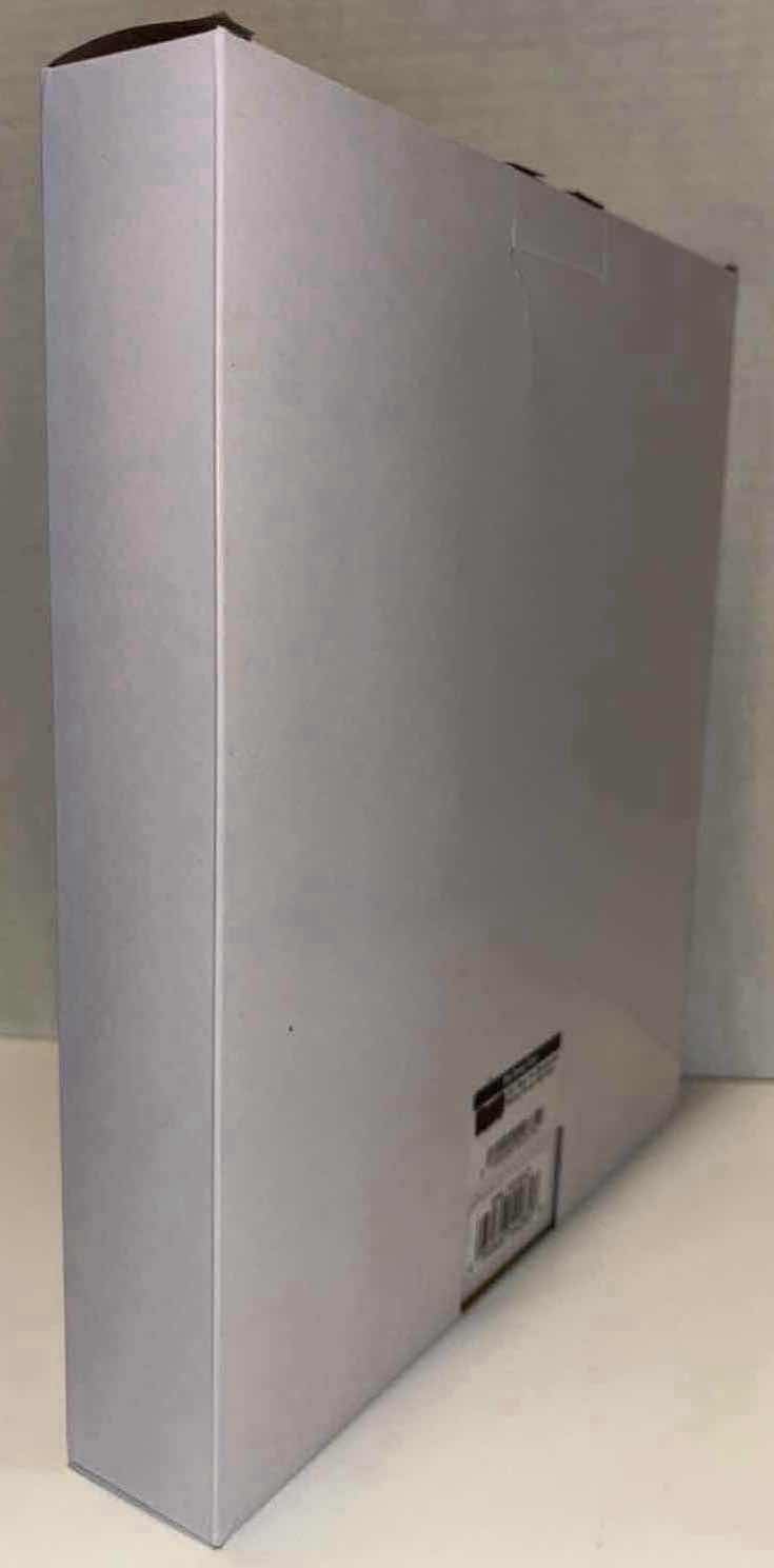 Photo 1 of NEW STAR WARS THE MANDALORIAN BOUNTY HUNTER WALL CLOCK