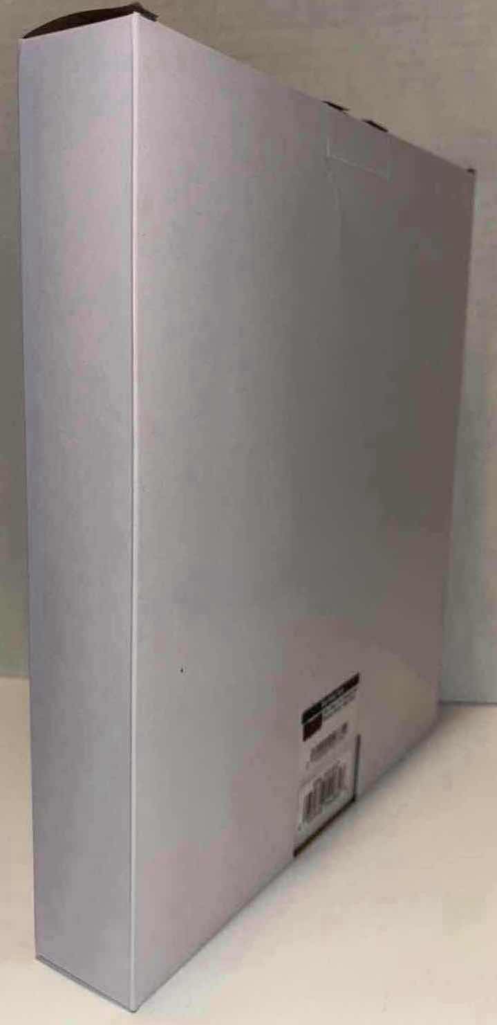 Photo 1 of NEW STAR WARS THE MANDALORIAN BOUNTY HUNTER WALL CLOCK