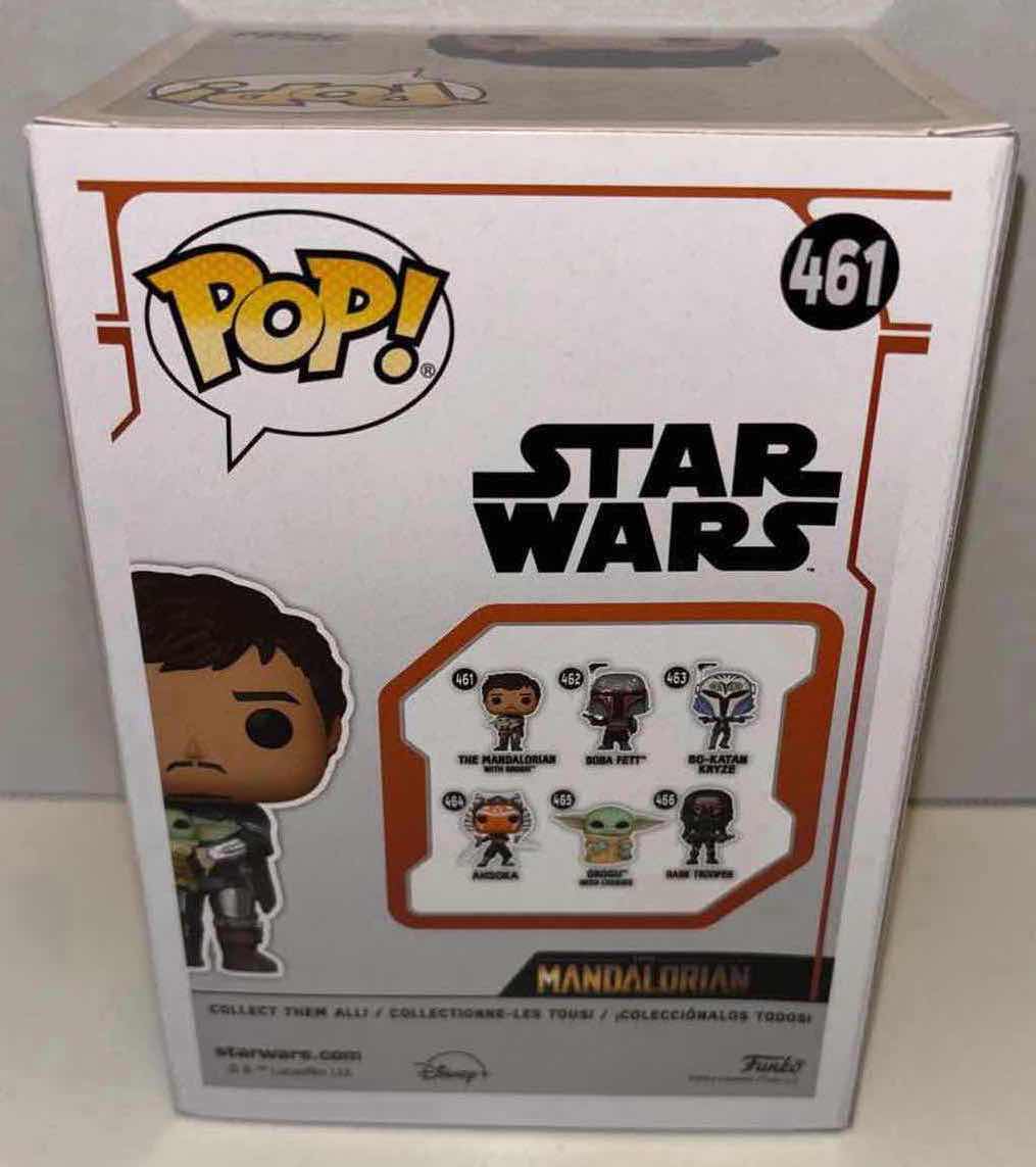Photo 1 of NEW FUNKO POP! STAR WARS VINYL BOBBLEHEAD, #461 THE MANDALORIAN WITH GROGU