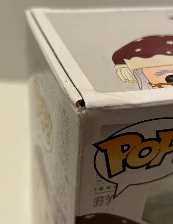 Photo 1 of NEW FUNKO POP! VINYL FIGURE, WIZARDING WORLD HARRY POTTER #125 ALBUS DUMBLEDORE