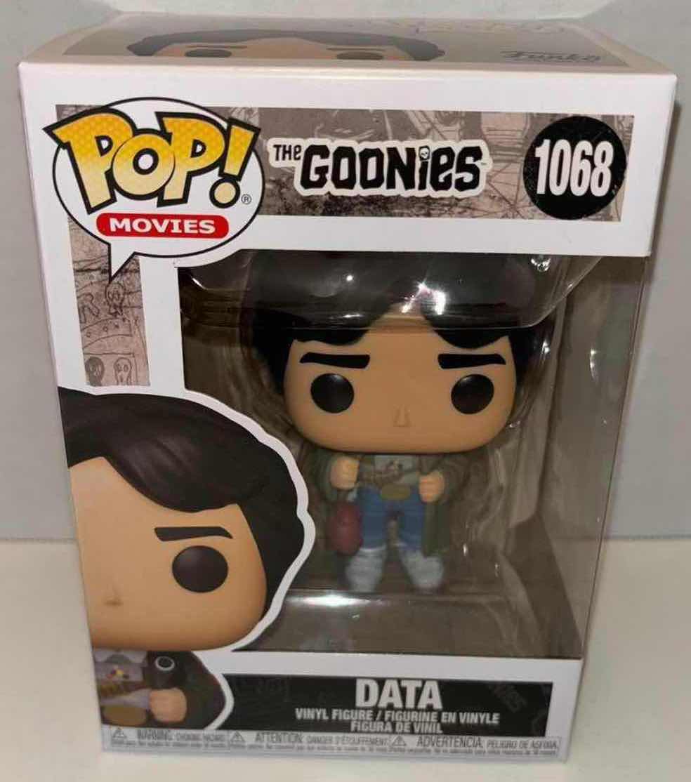 Photo 1 of NEW FUNKO POP! MOVIES VINYL FIGURE, THE GOONIES #1068 DATA