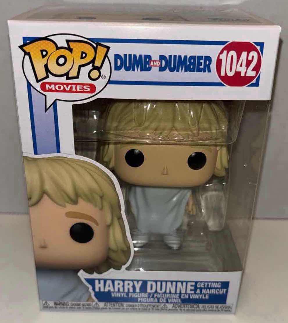 Photo 1 of NEW FUNKO POP! MOVIES VINYL FIGURE, DUMB AND DUMBER #1042 HARRY DUNNE GETTING A HAIRCUT