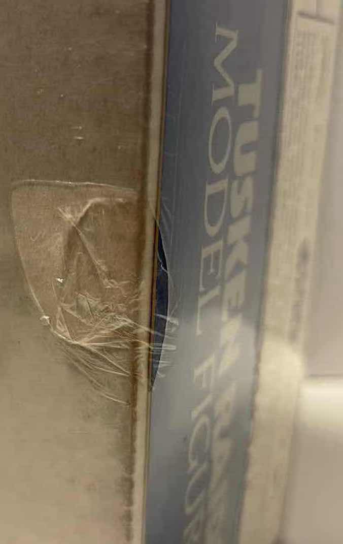 Photo 1 of BRAND NEW SCREAMIN’ 1995 COLLECTORS EDITION MODEL FIGURE KIT, STAR WARS “TUSKEN RAIDER” (1/4 SCALE, 18” TALL)