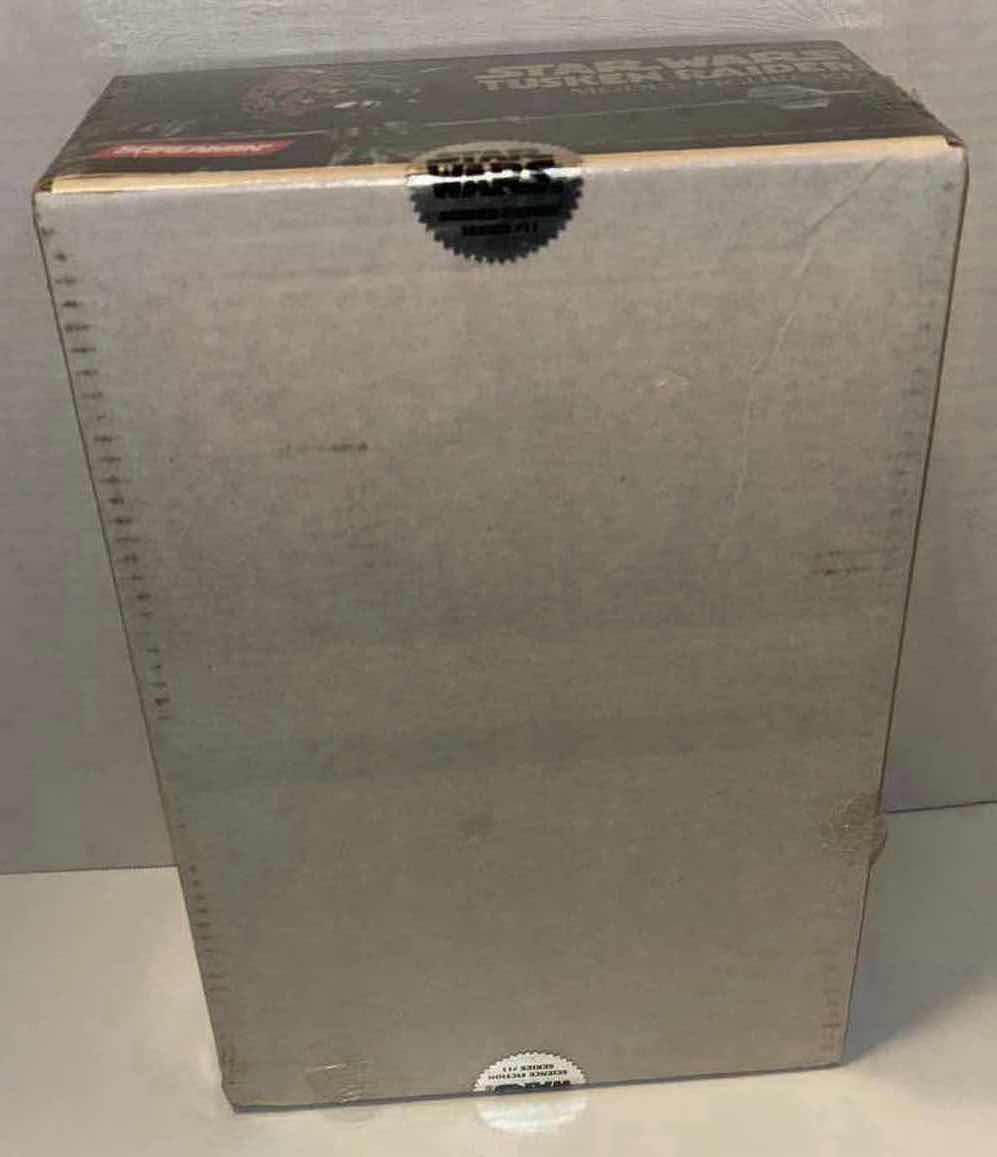 Photo 1 of BRAND NEW SCREAMIN’ 1995 COLLECTORS EDITION MODEL FIGURE KIT, STAR WARS “TUSKEN RAIDER” (1/4 SCALE, 18” TALL)