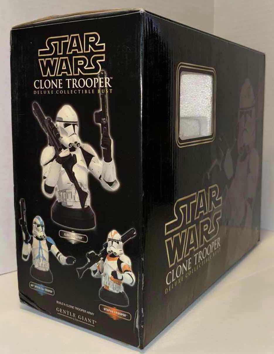 Photo 1 of NEW GENTLE GIANT 2006 DELUXE COLLECTIBLE BUST, STAR WARS “CLONE TROOPER”