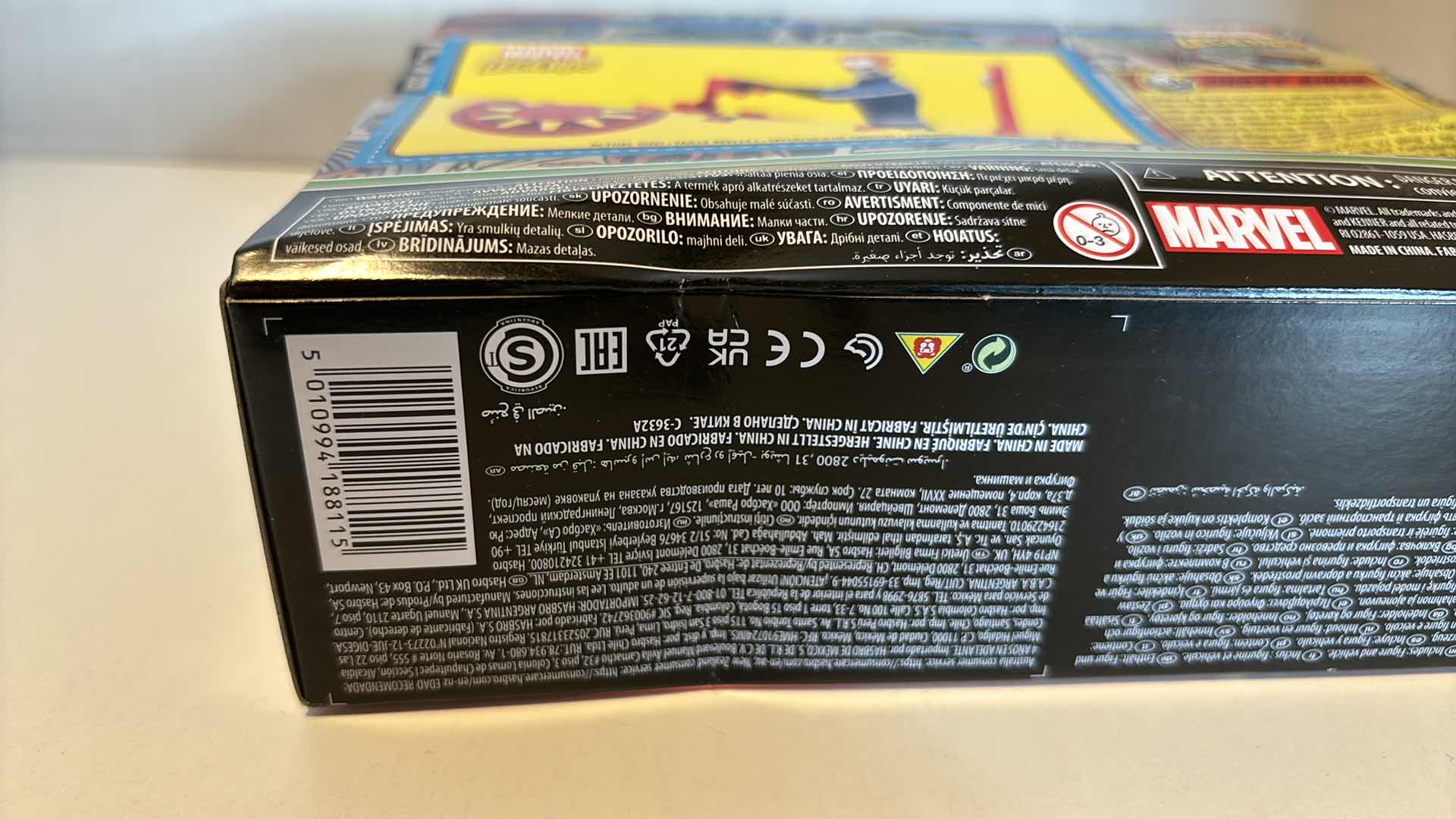 Photo 1 of NEW HASBRO KENNER MARVEL LEGENDS GHOST RIDER FIGURE & MOTORCYCLE