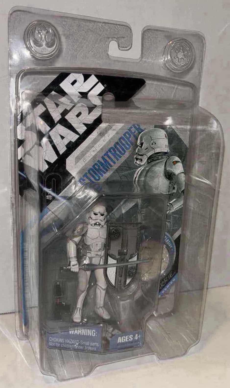 Photo 1 of NEW HASBRO 2006 STAR WARS 30TH ANNIVERSARY RALPH MCQUARRIE SIGNATURE SERIES ACTION FIGURE & ACCESSORIES W EXCLUSIVE COLLECTOR COIN, “CONCEPT STORMTROOPER” IN CLEAR CLAMSHELL CASE