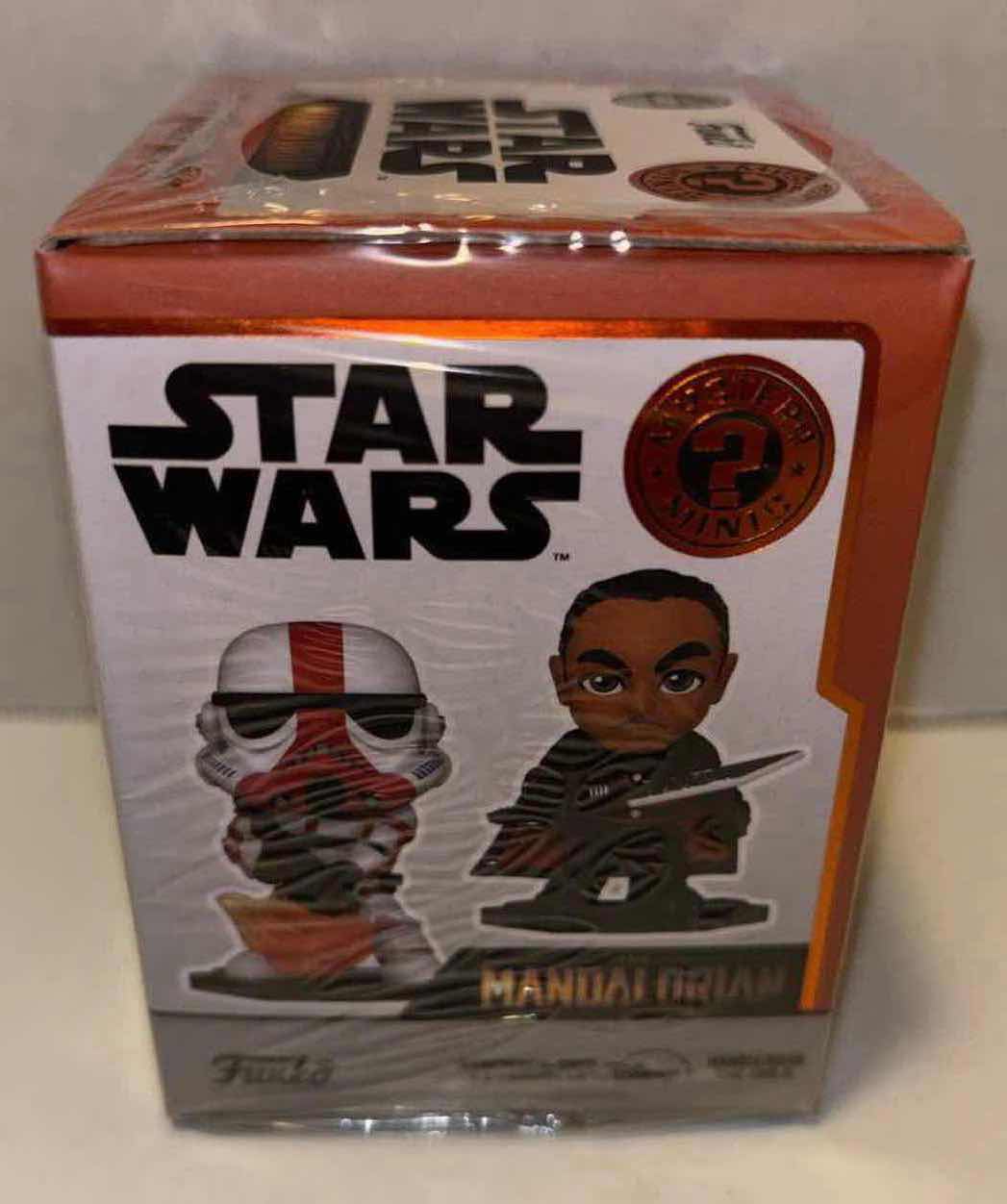 Photo 1 of NEW FUNKO VINYL BOBBLE-HEAD FIGURE MYSTERY MINIS 2-PACK STAR WARS “THE MANDALORIAN”