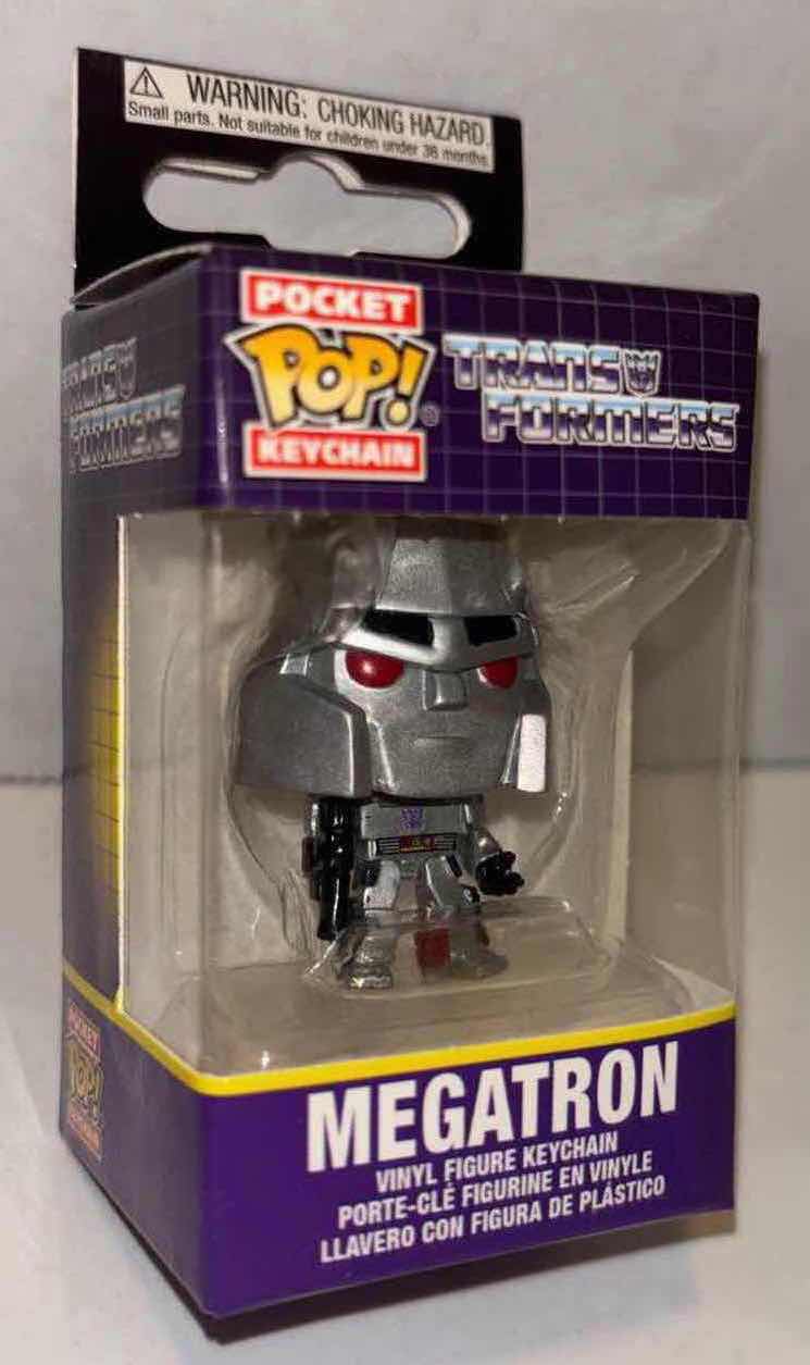 Photo 5 of NEW FUNKO POP! RETRO TOYS VINYL FIGURE, 2-PACK TRANSFORMERS #22 OPTIMUS PRIME & POCKET POP! KEYCHAIN “MEGATRON”
