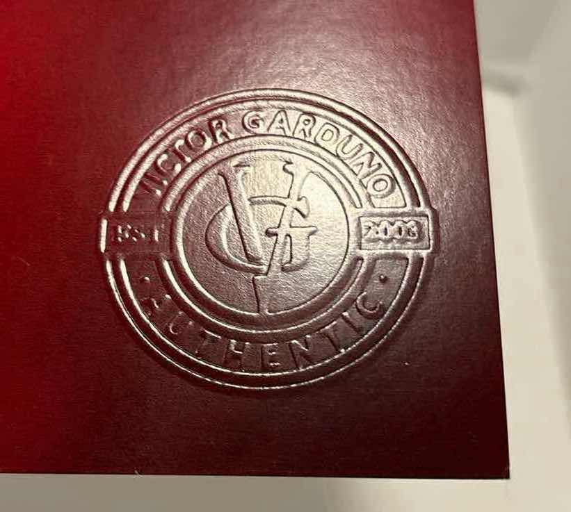 Photo 1 of VICTOR GARDUNO “SWIFT SWINGIN” 11” X 17” INFINITY GLOSS UNFRAMED PRINT W EMBOSSED SEAL, DIGITAL SIGNATURE & OFFICIAL SIGNATURE W COA INCLUDED, STORED IN A RIGID PRINT PROTECTOR SLEEVE