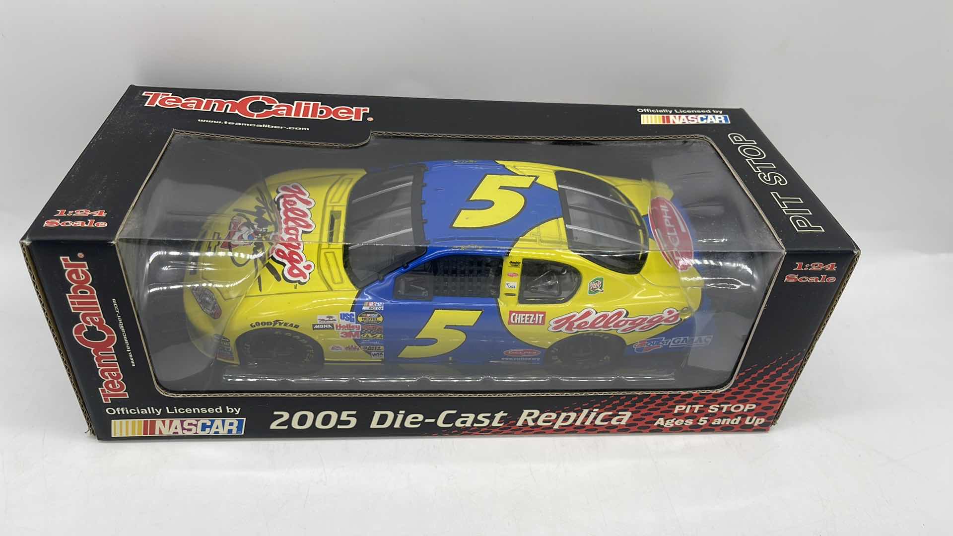 Photo 1 of 2005 KURT BUSCH #5 KELLOGG'S DIECAST ROOKIE CAR 1:24 