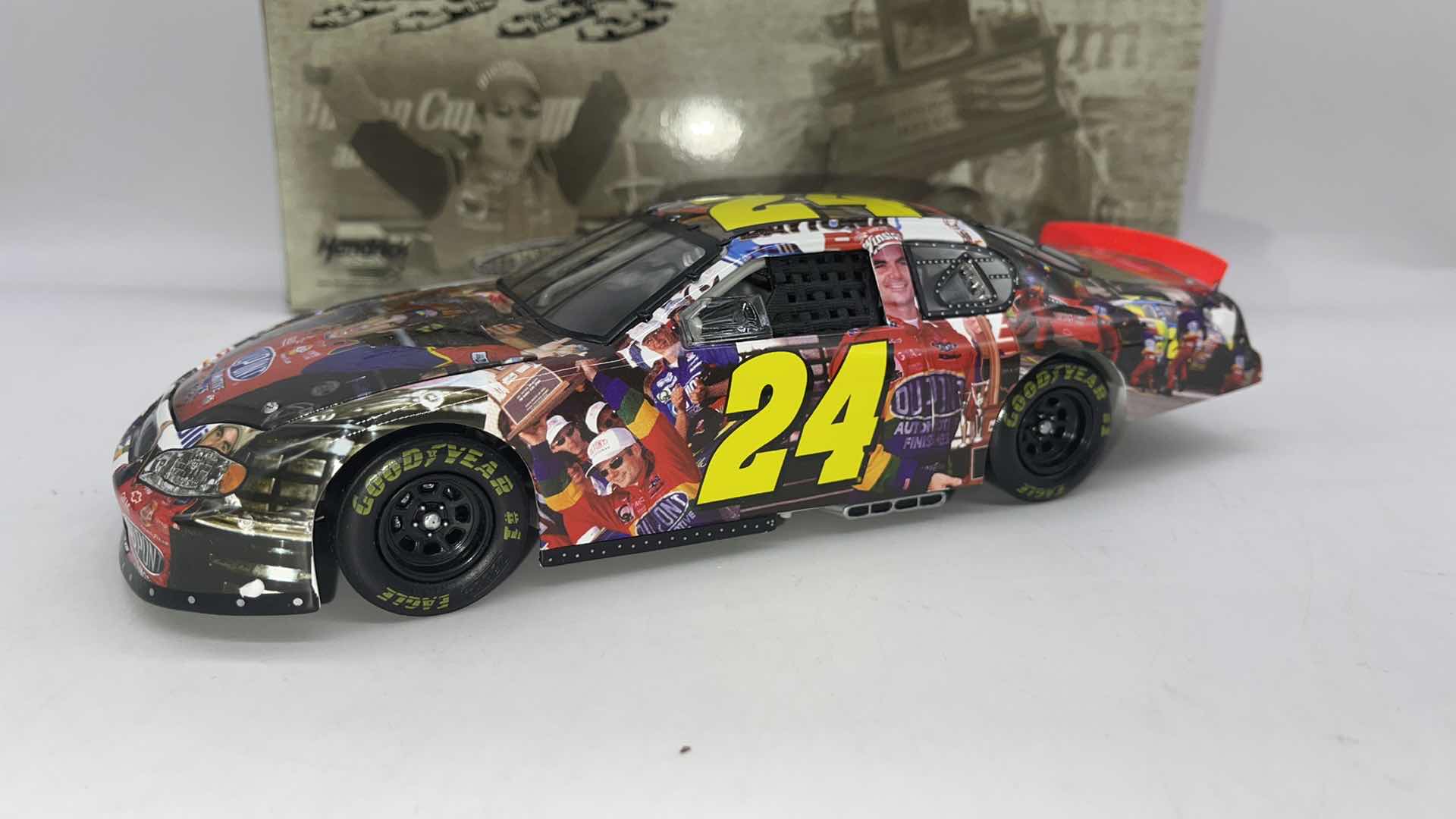 Photo 1 of 2005 JEFF GORDAN #24 ACTION MILESTONES 4X INDY 400 WINNER DIECAST CAR 1:18