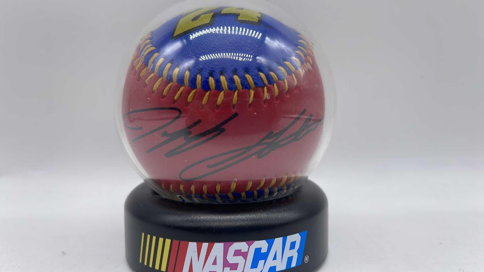 Photo 3 of JEFF GORDAN SIGNED BASEBALL