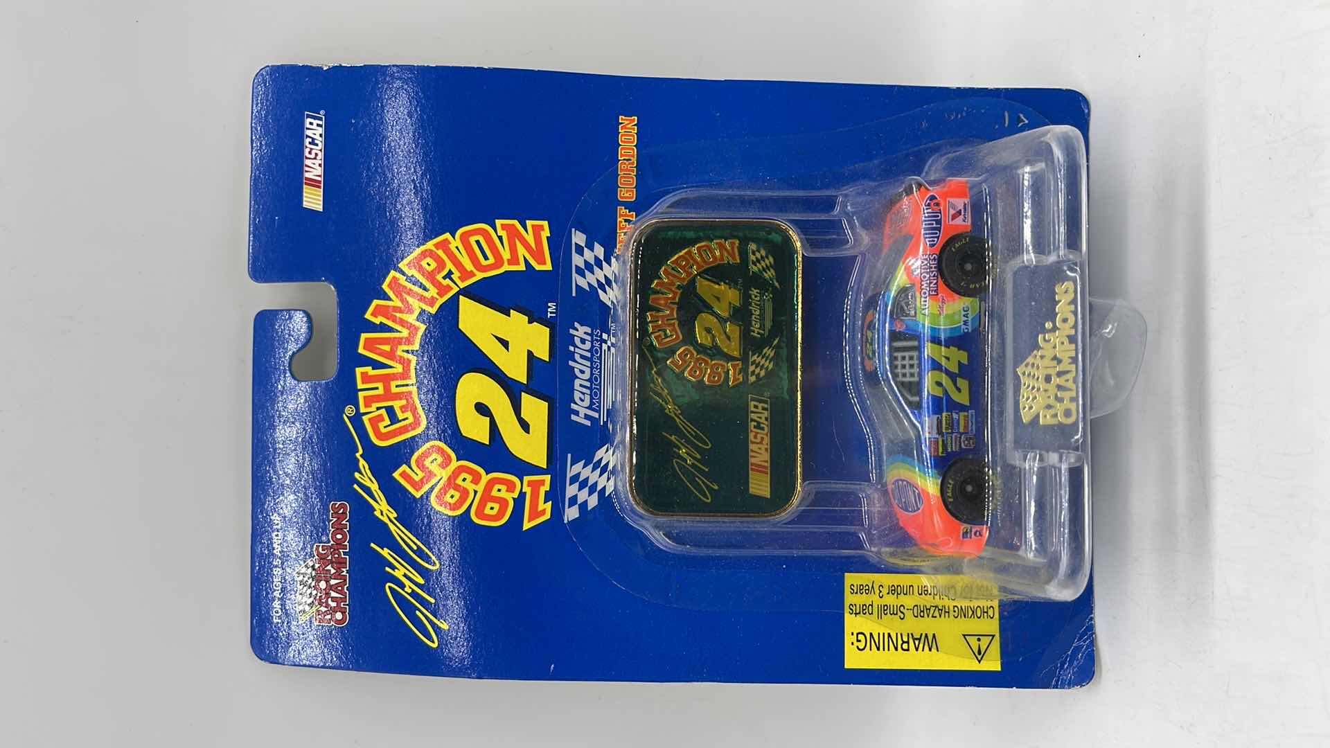 Photo 1 of 1995 JEFF GORDAN DUPONT RAINBOW RACING CHAMPION NASCAR DIECAST 1:64 