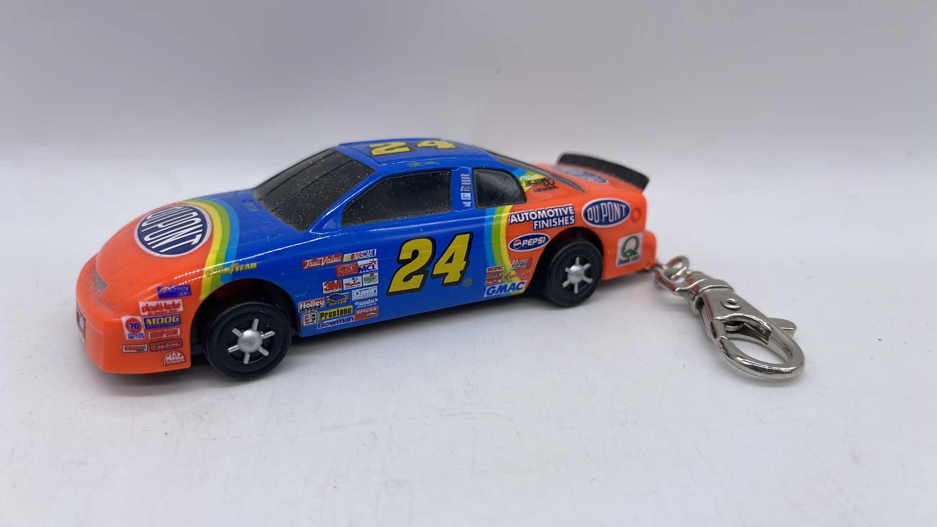 Photo 1 of JEFF GORDON DUPONT CAR KEY CHAIN