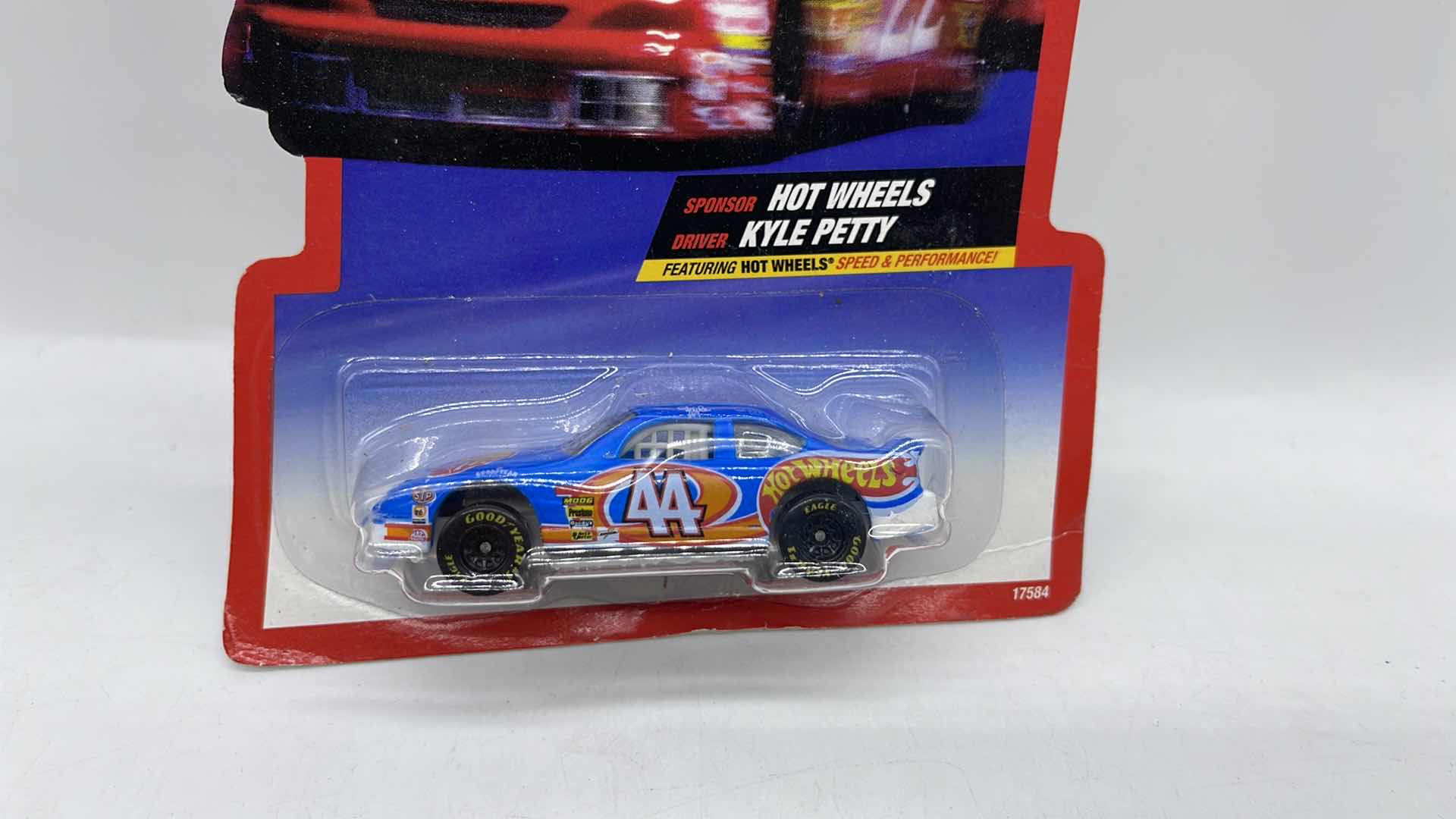 Photo 1 of 1997 KYLE PETTY #44 HOT WHEELS CAR